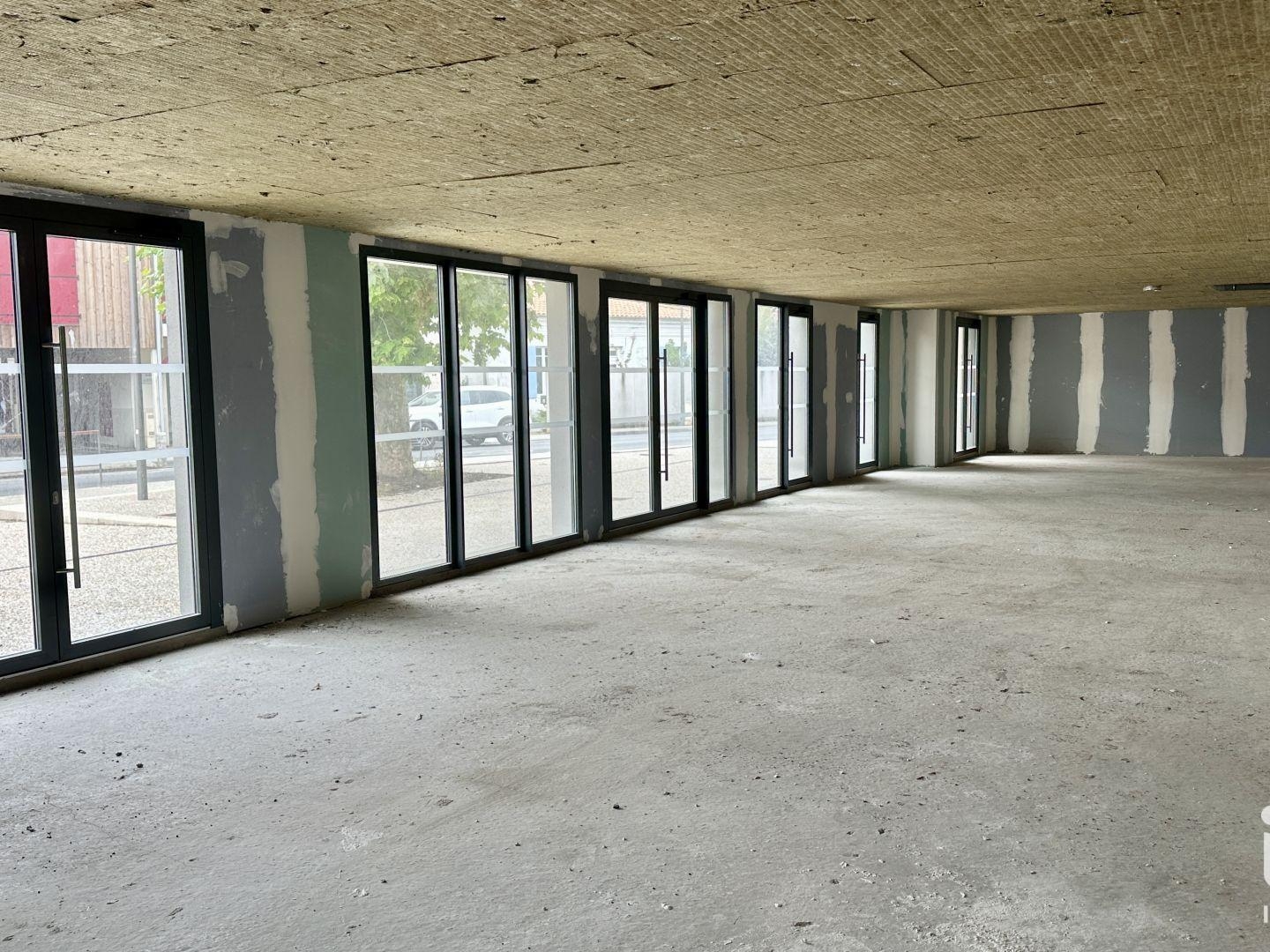 Magasin à vendre - 155m2 - Biganos (33380)