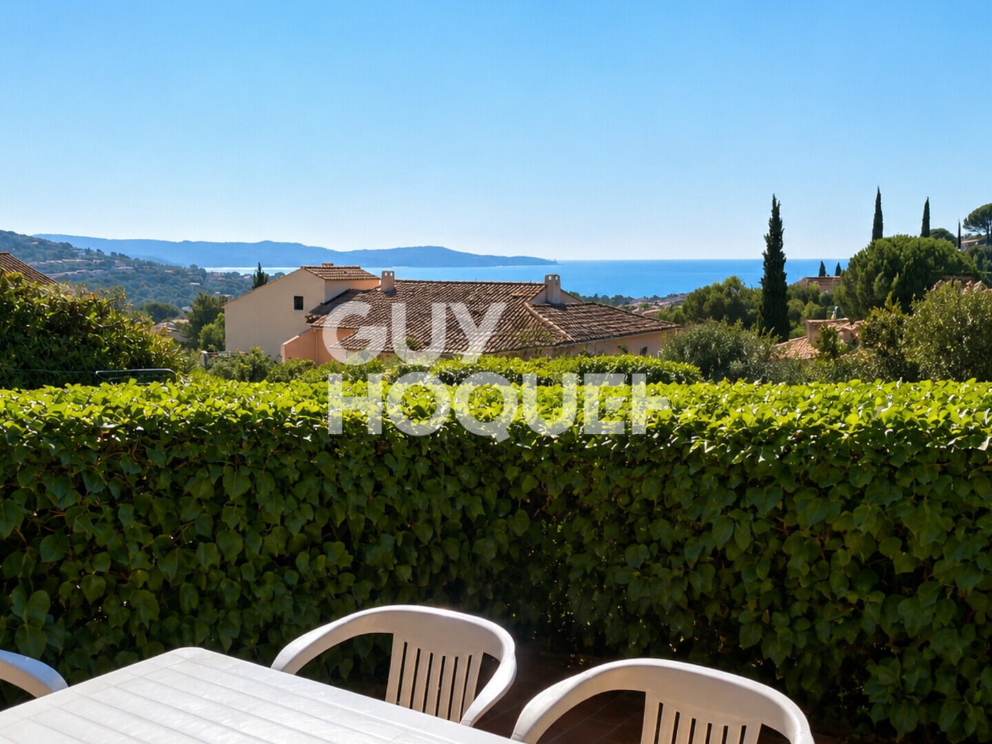 Appartement à vendre - 2 pièces - 30m2 - Cavalaire-Sur-Mer (83240)