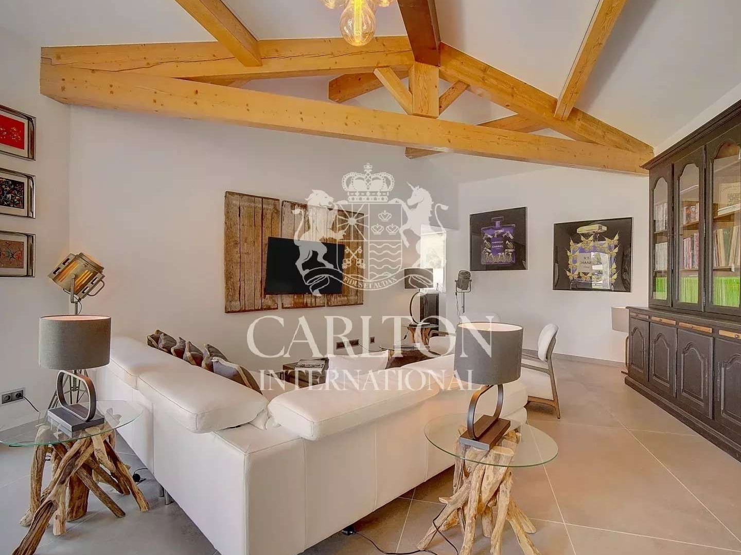 Maison 200 m²