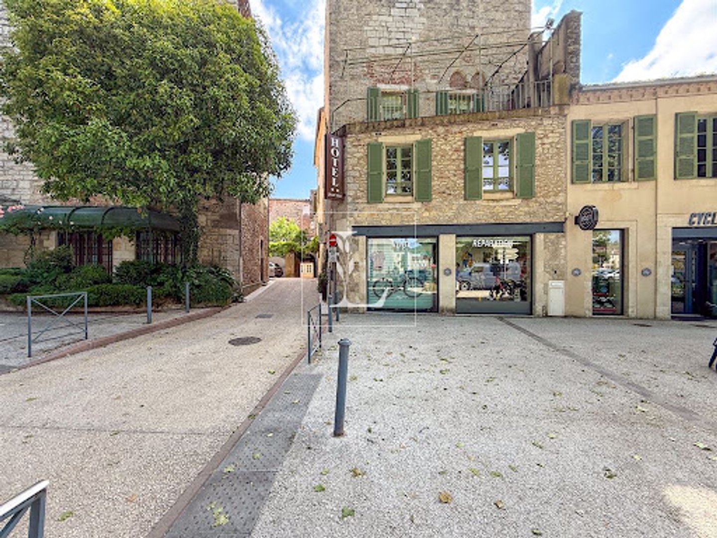 Propriété 391 m²