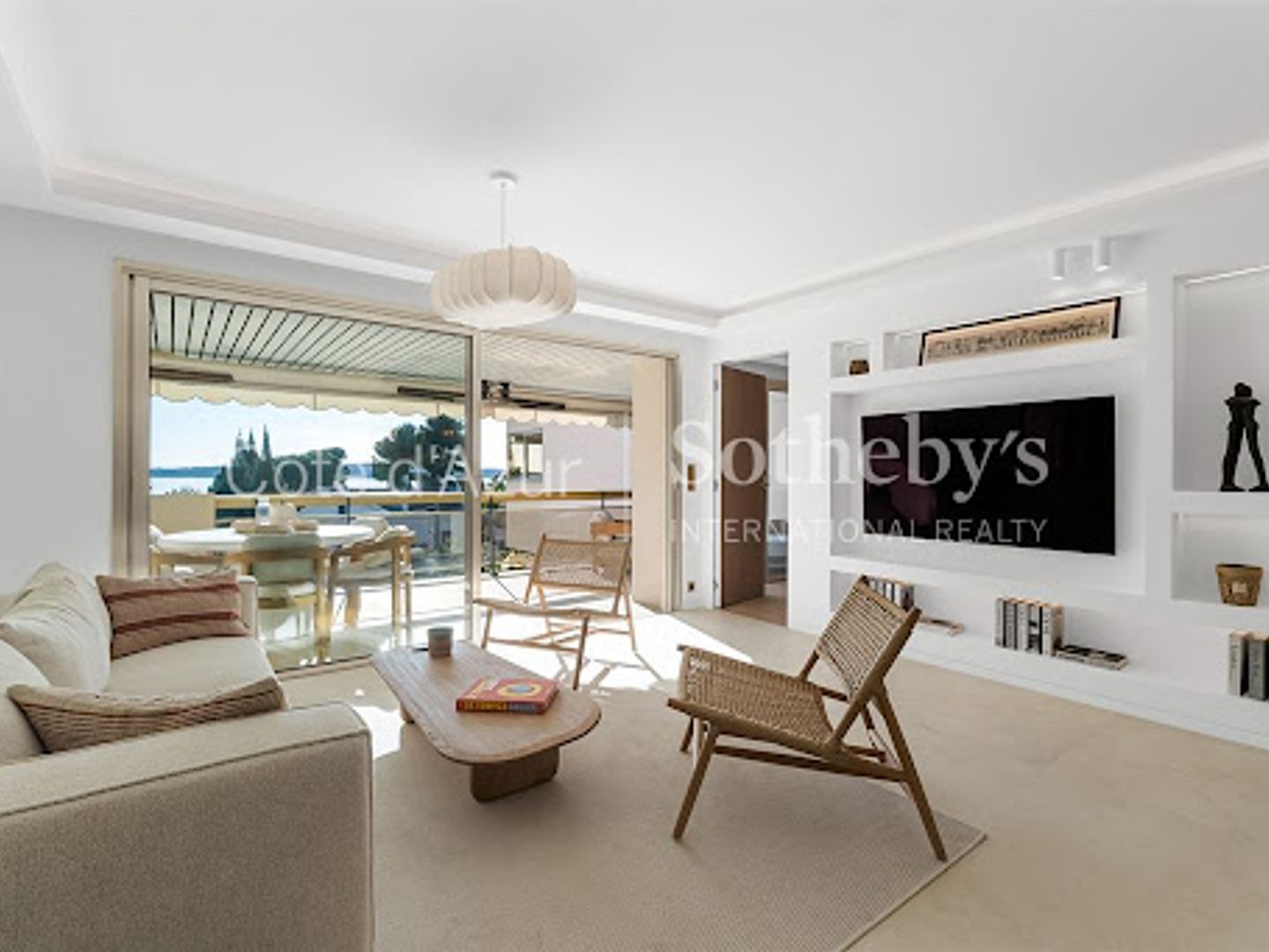 Appartement à vendre - 4 pièces - 101m2 - Cannes (06400)