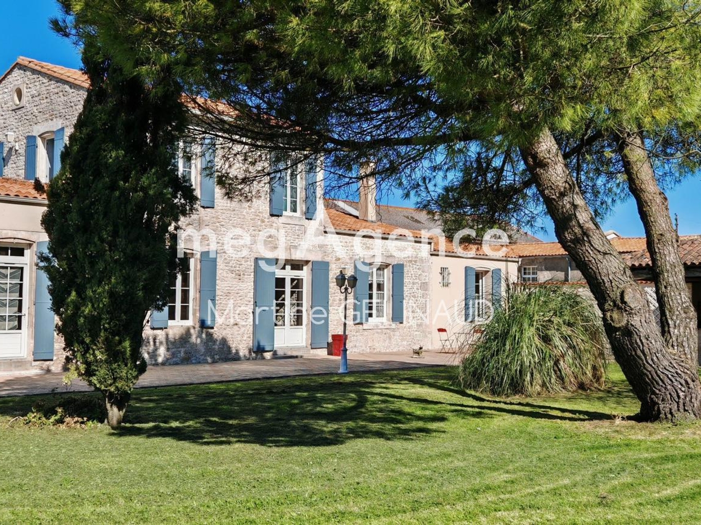 Maison à vendre - 8 pièces - 210m2 - Royan (17200)