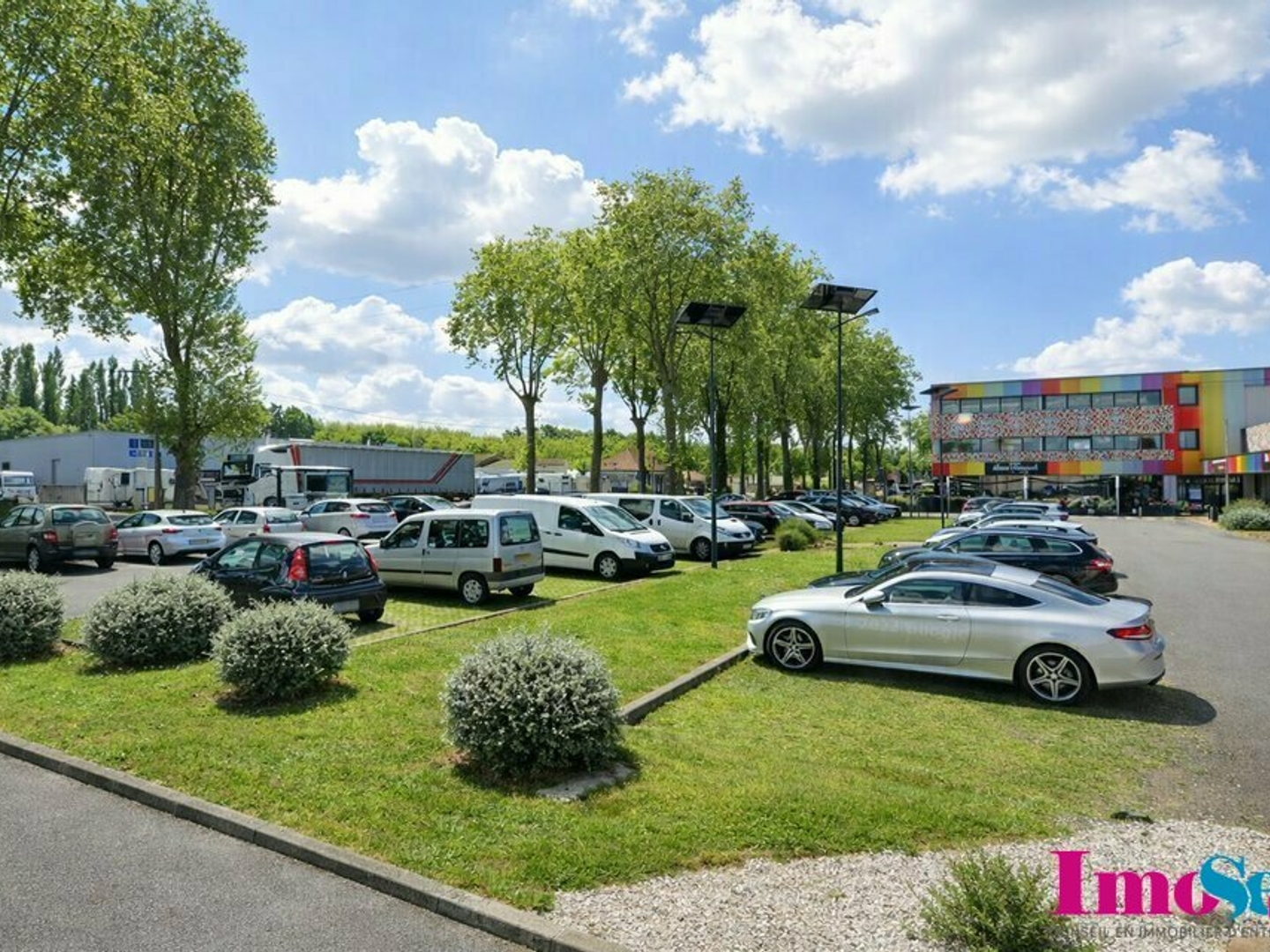 Local commerfcial à VENDRE