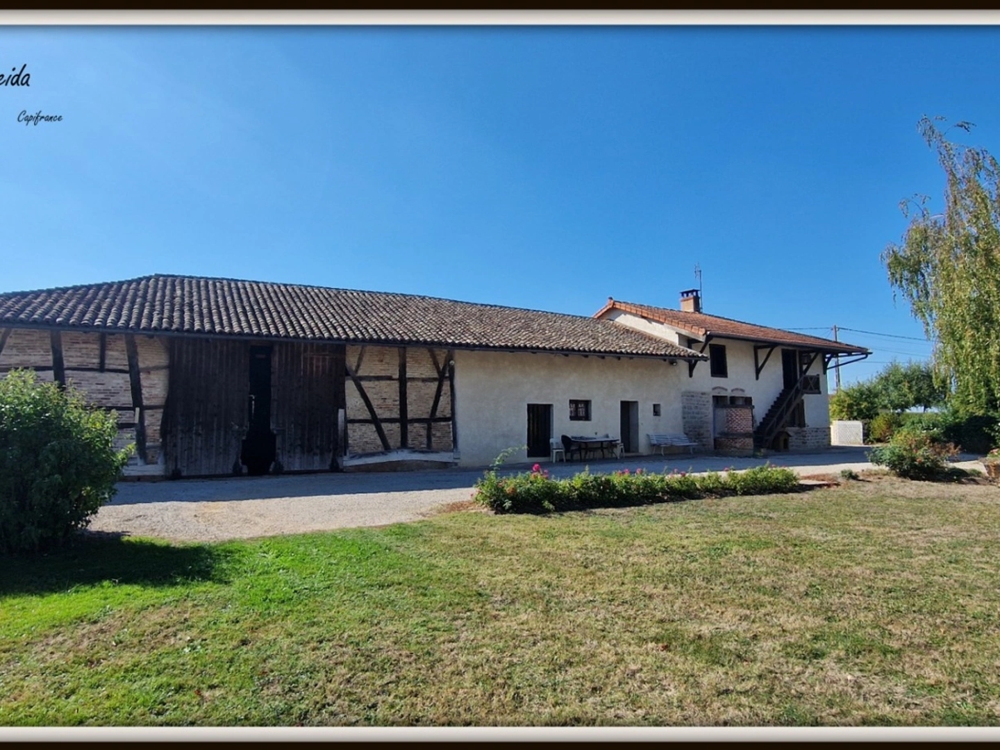Maison à vendre - 6 pièces - 165m2 - Bâgé-Dommartin (01380)