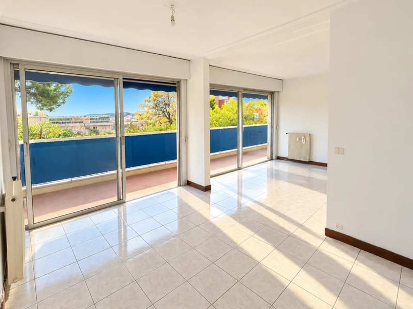Appartement à vendre - 4 pièces - 81m2 - Nice (06200)