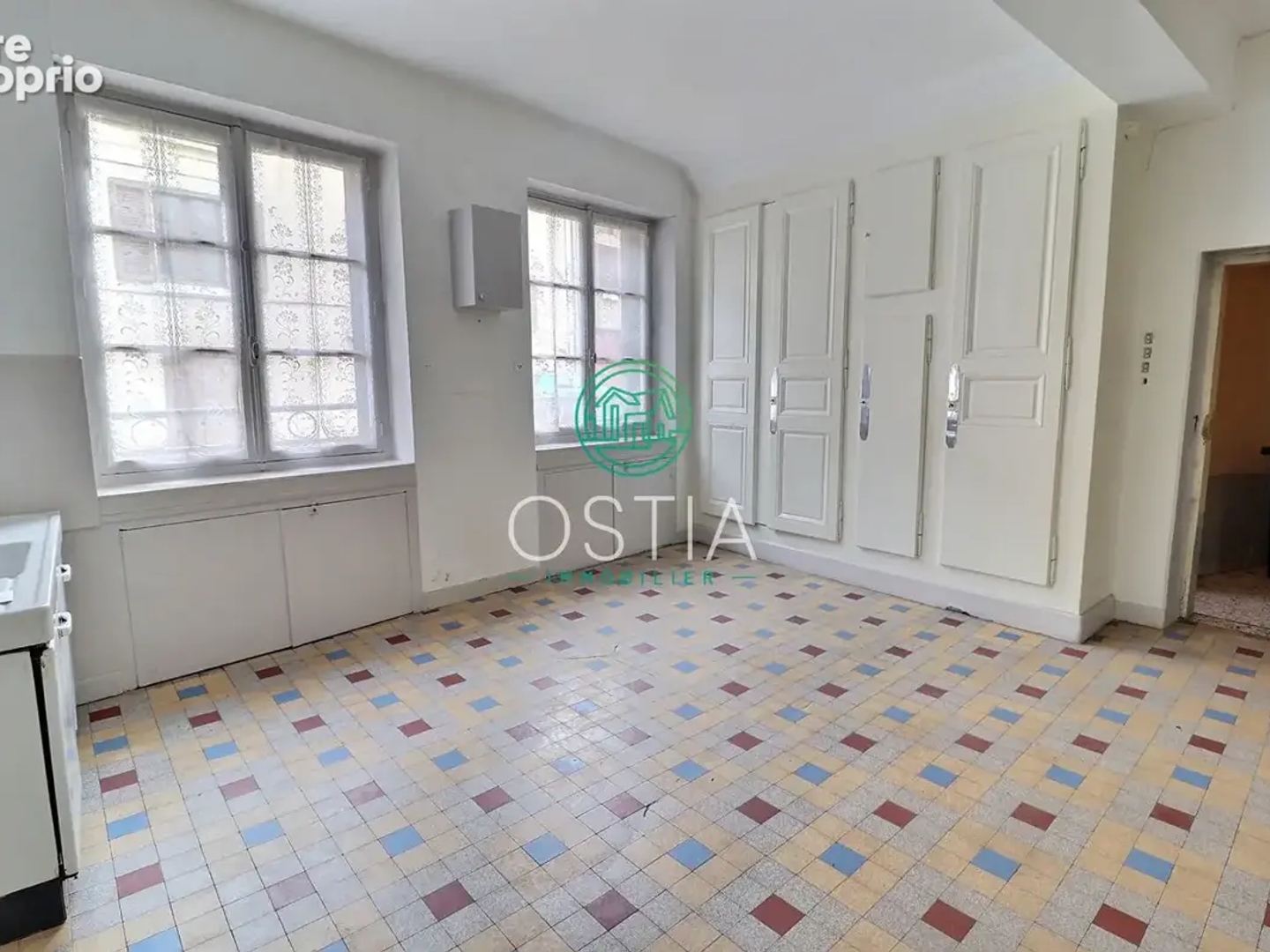 Maison à vendre - 8 pièces - 270m2 - Rive-De-Gier (42800)