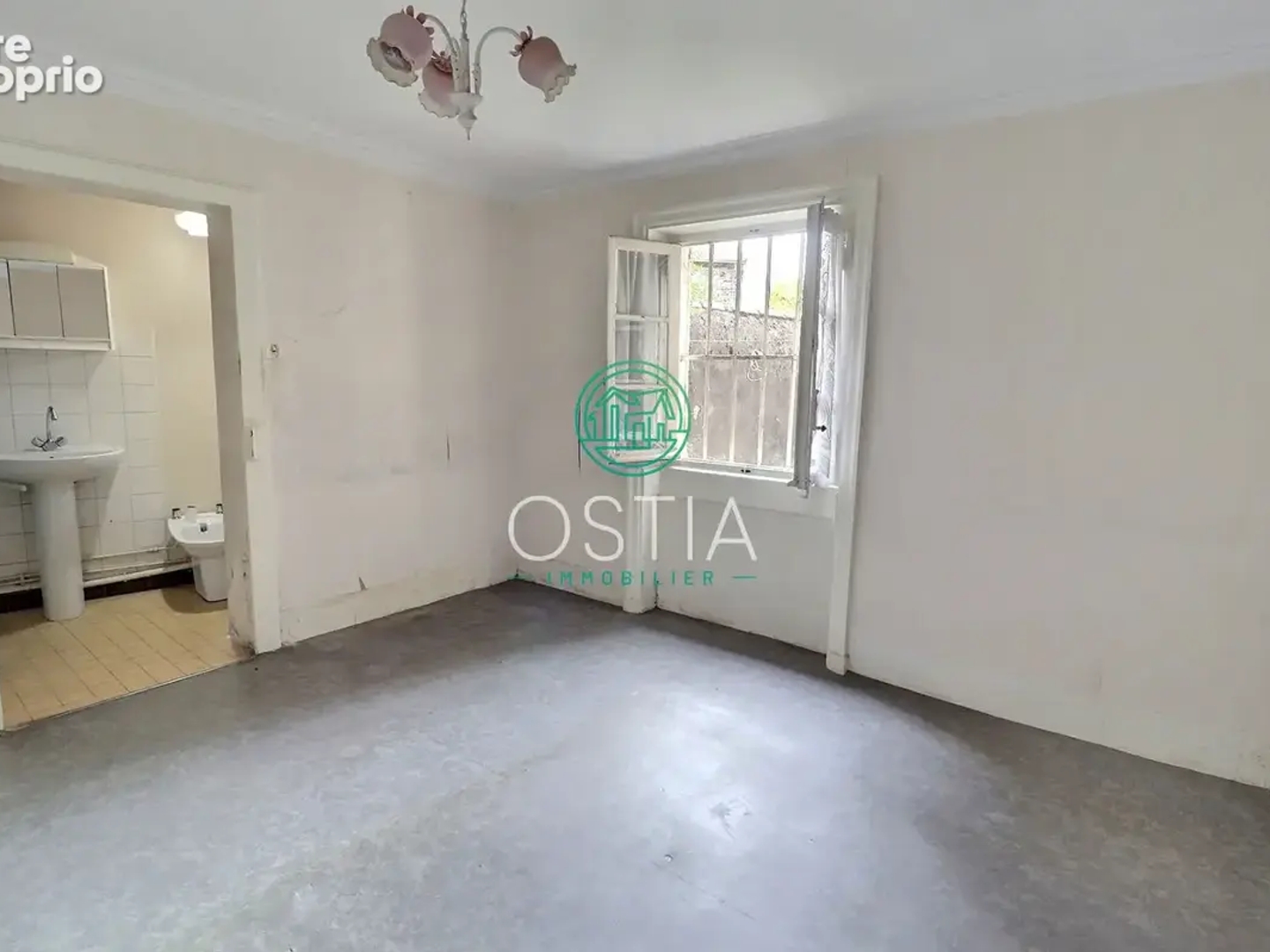 Maison à vendre - 8 pièces - 270m2 - Rive-De-Gier (42800)