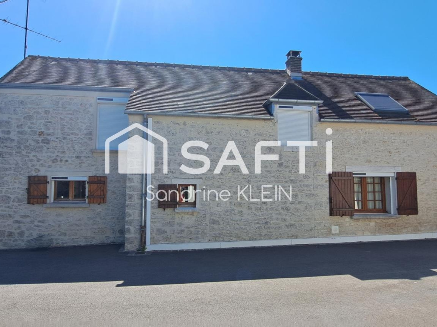 Maison à vendre - 6 pièces - 107m2 - Souppes-Sur-Loing (77460)