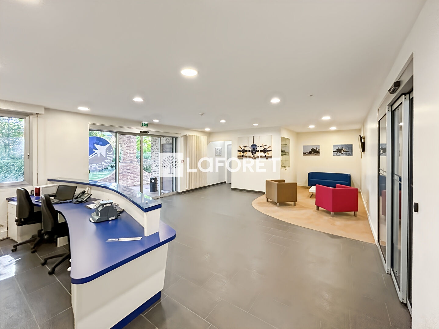 Immeuble à vendre - 1232m2 - Buc (78530)