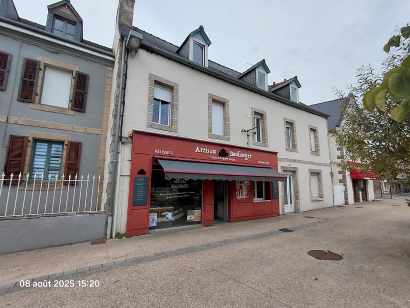 Magasin à vendre - 4 pièces - 90m2 - Plouaret (22420)