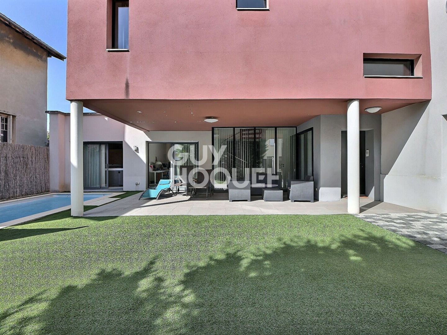 Montchat - Maison contemporaine T7 - 4 chambres avec piscine, garage et cave - 69003