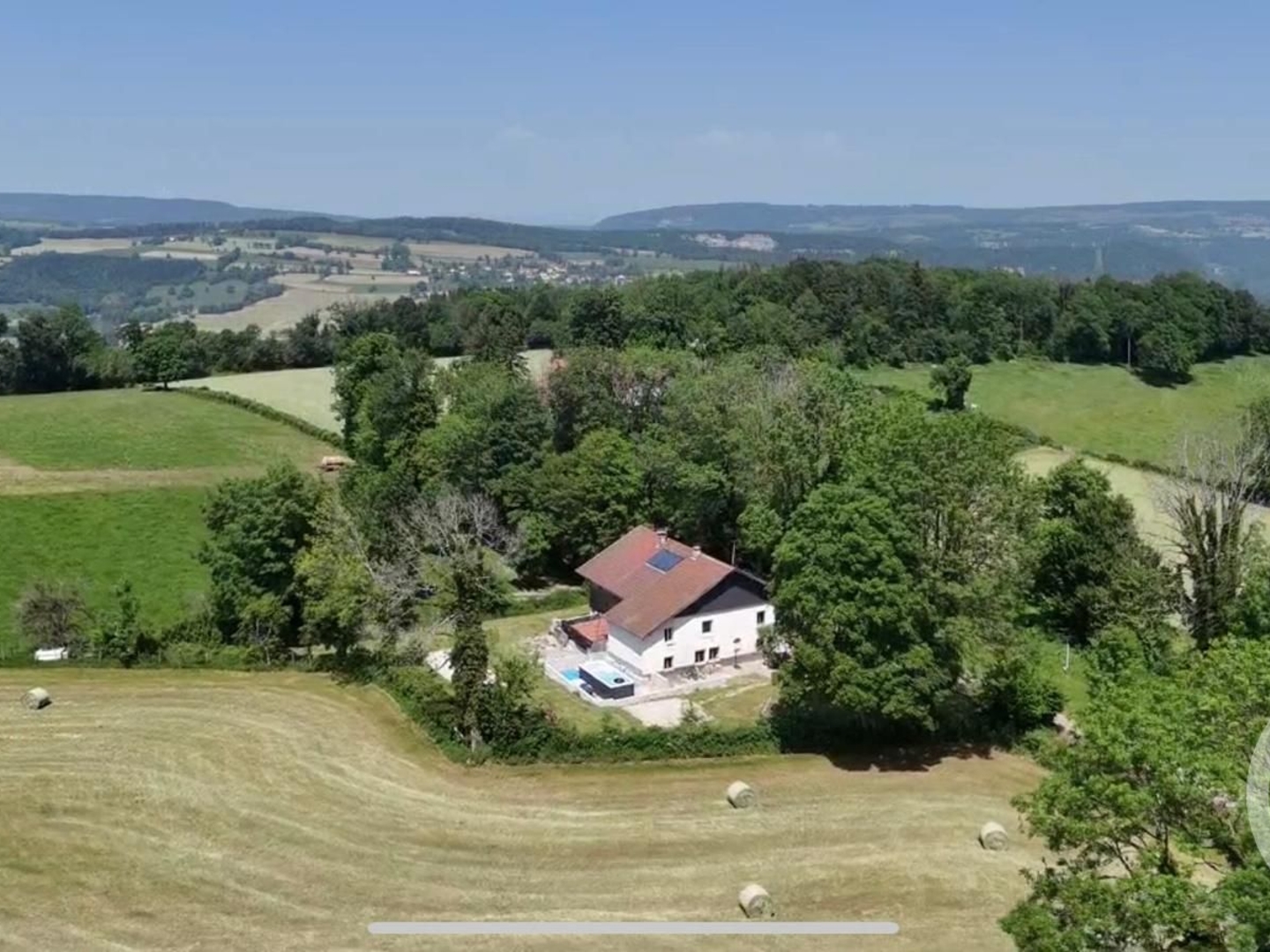 Maison à vendre - 9 pièces - 191m2 - Les Bréseux (25120)
