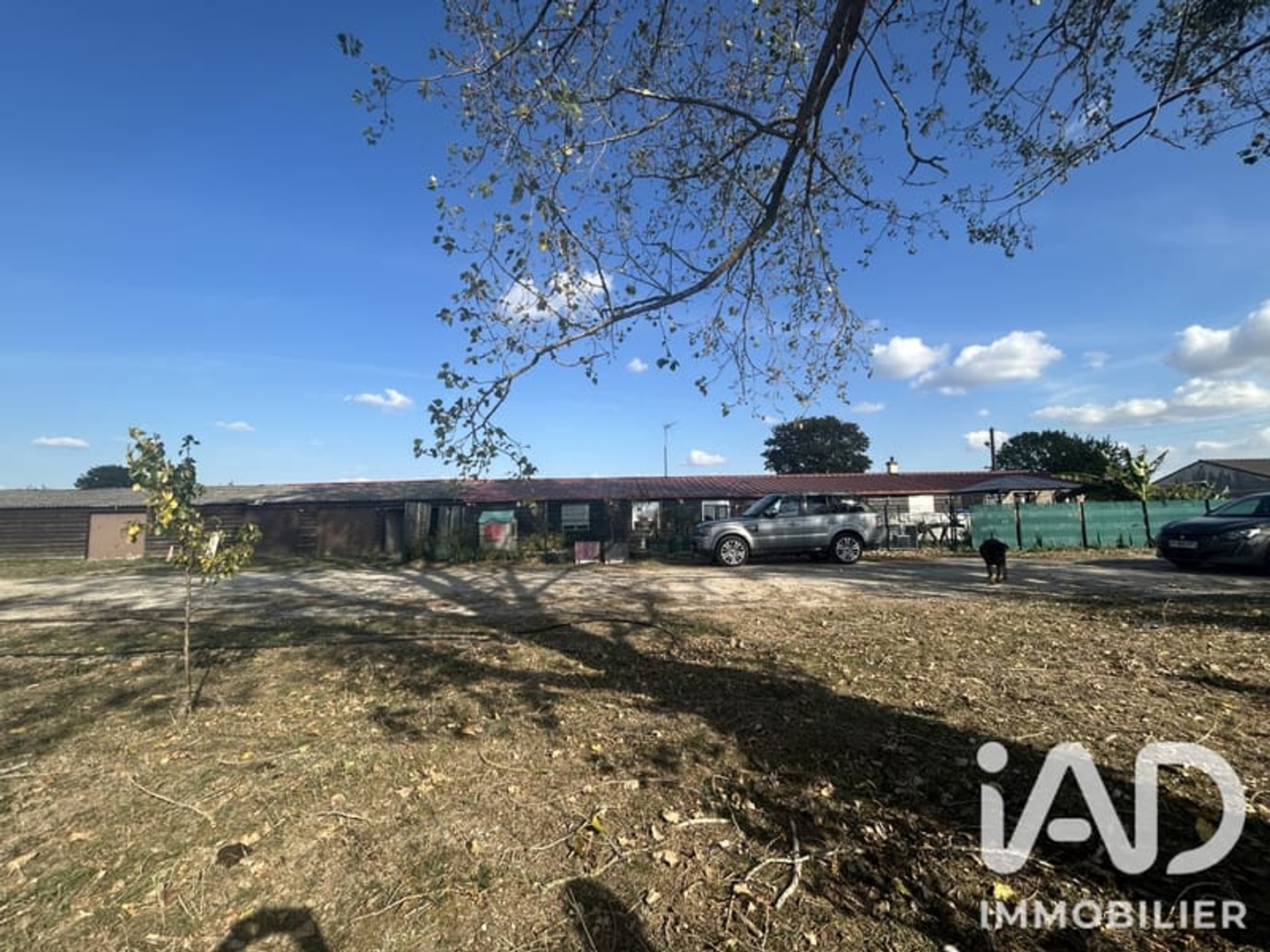 Terrain 16360 m²