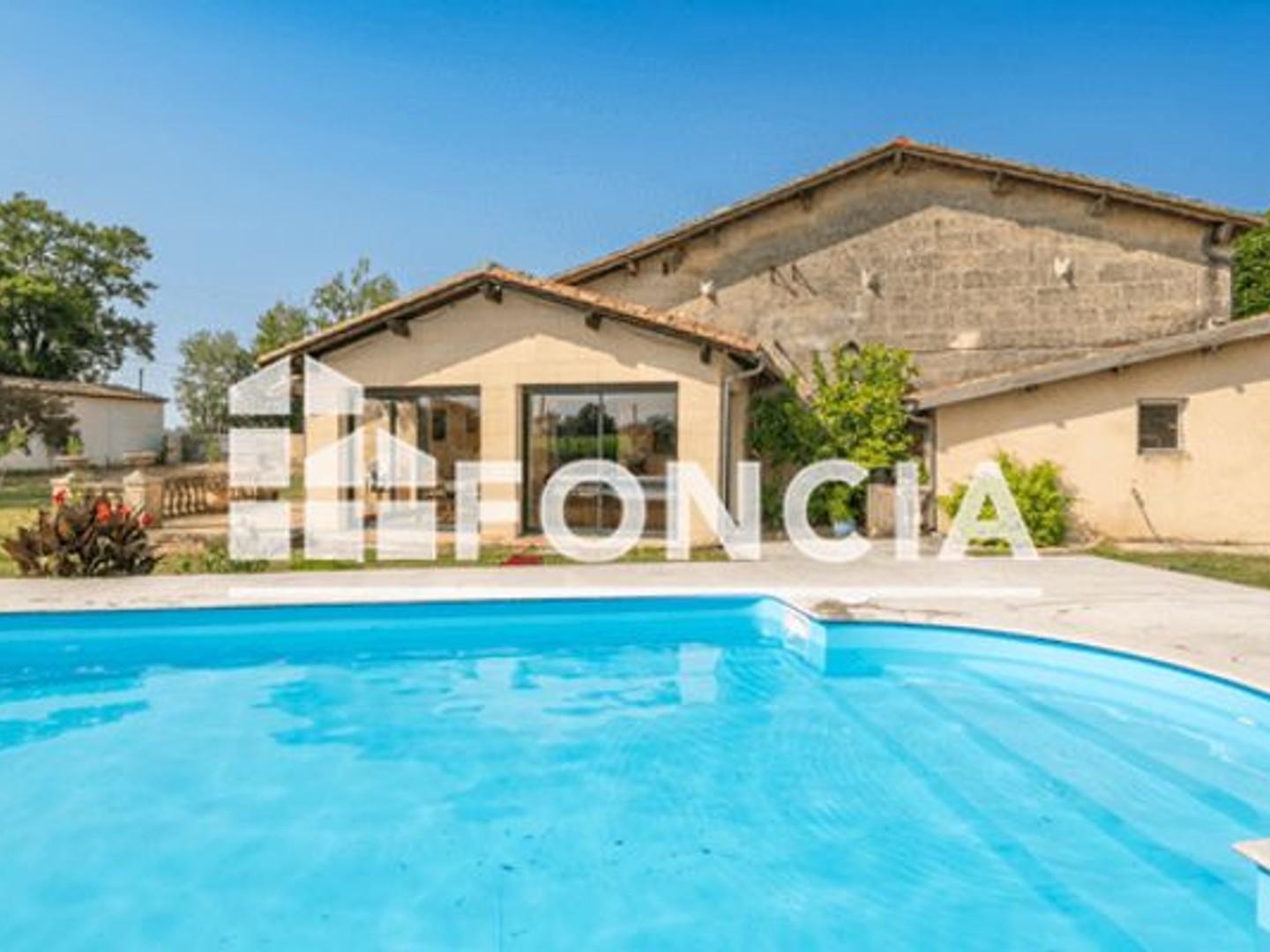 Maison 8 pièces 409 m²