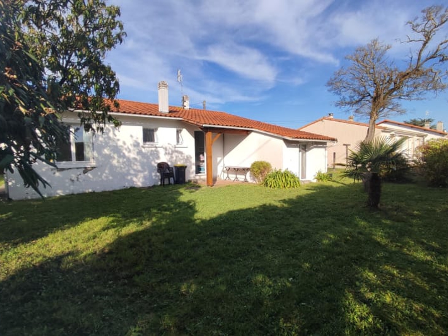 Maison à vendre - 4 pièces - 70m2 - Saint-Georges-De-... (17110)