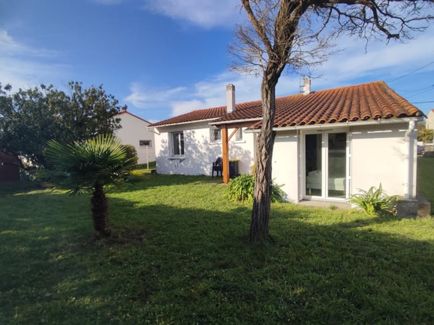 Maison à vendre - 4 pièces - 70m2 - Saint-Georges-De-... (17110)