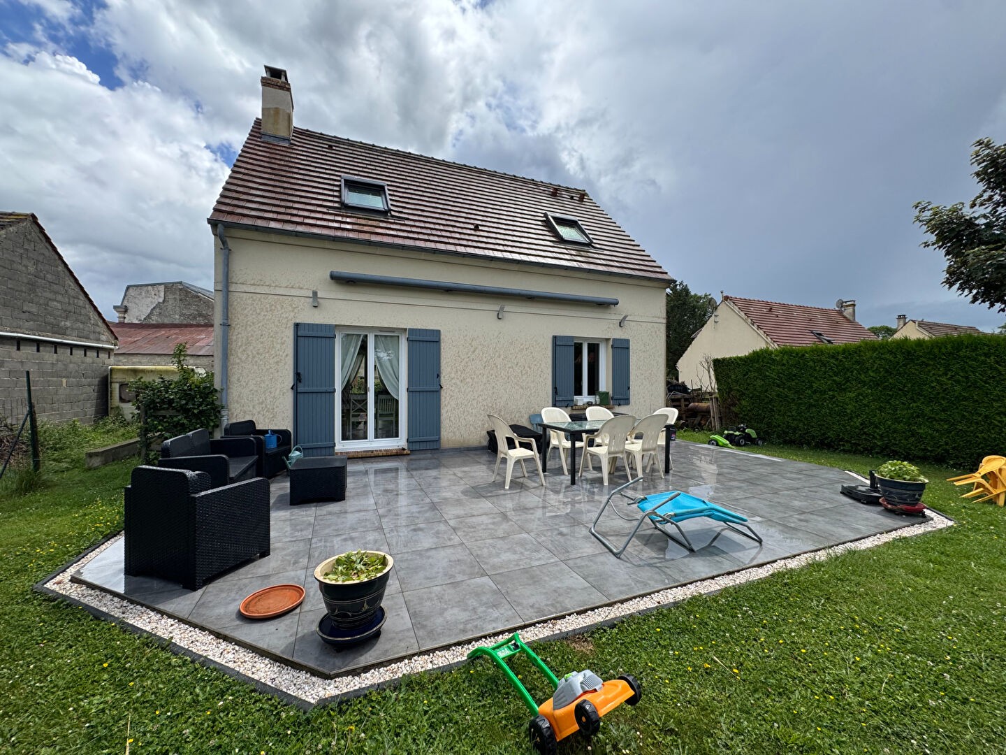 Maison 5 pièces 100 m²