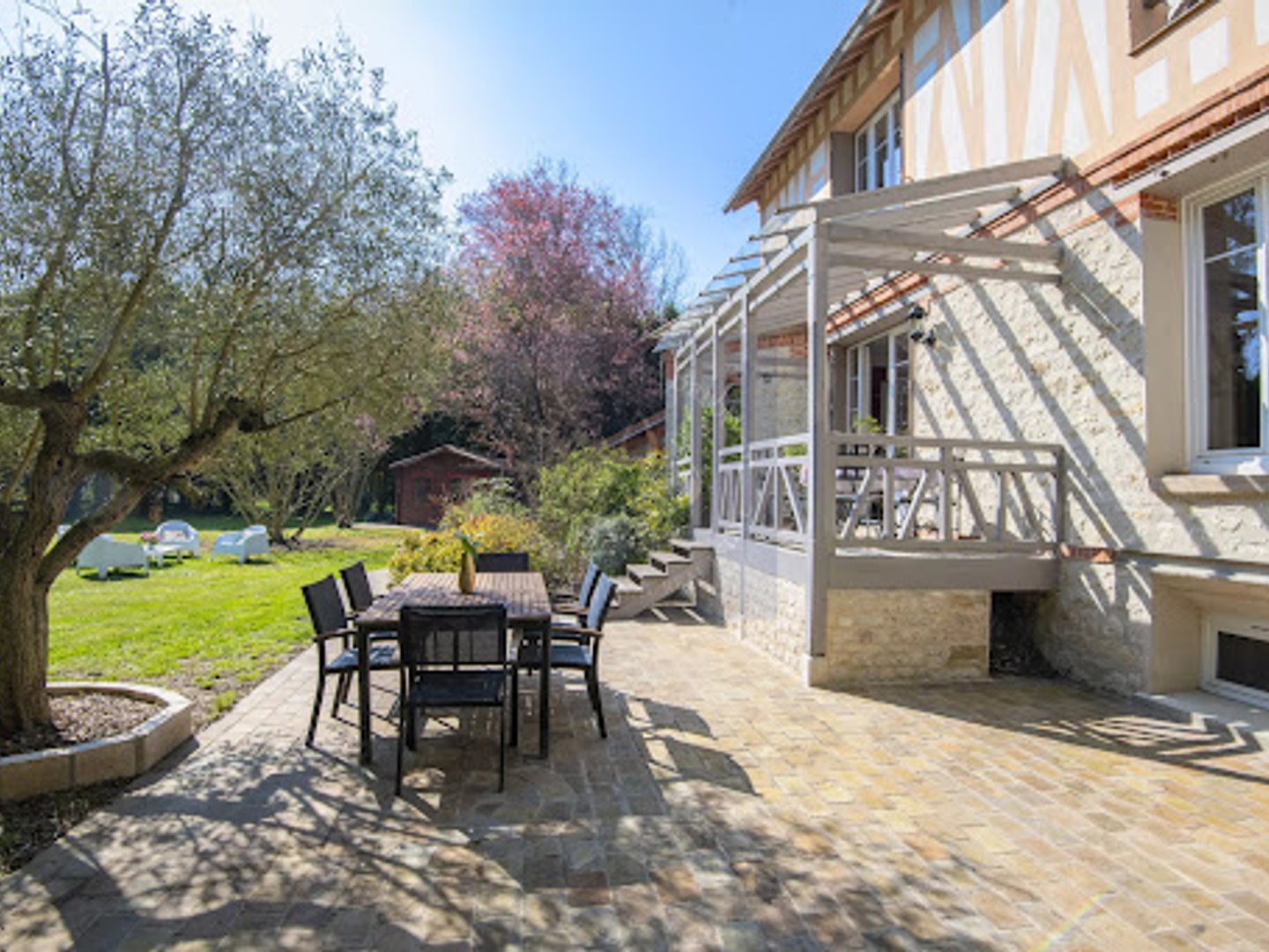 Maison 6 pièces 180 m²