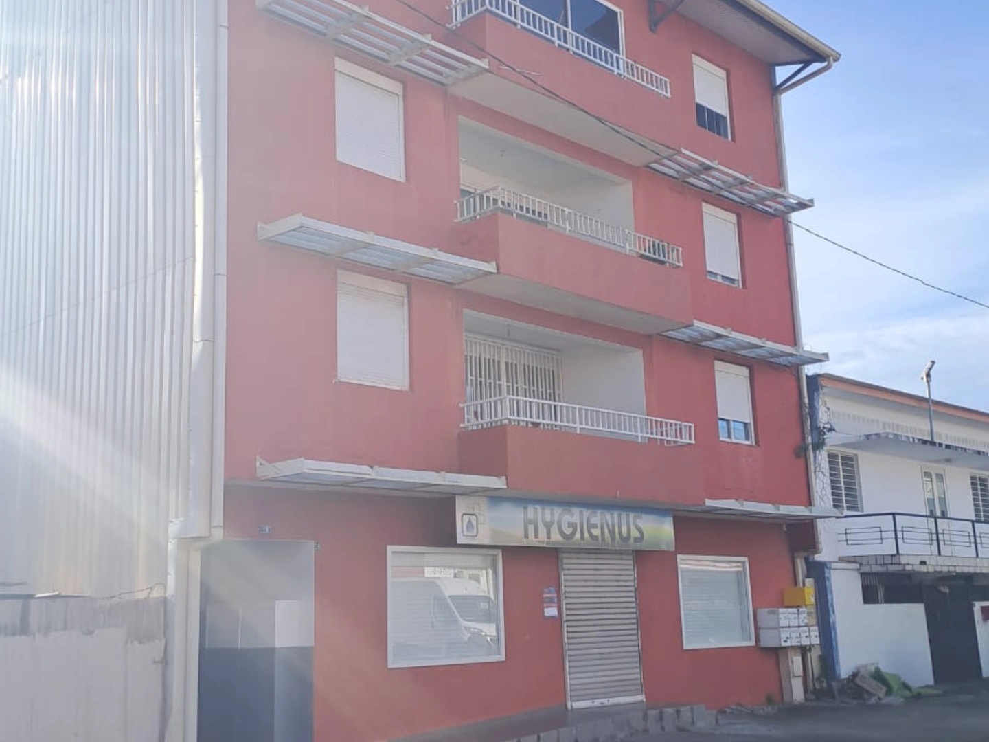Commerce 6 pièces 136 m²