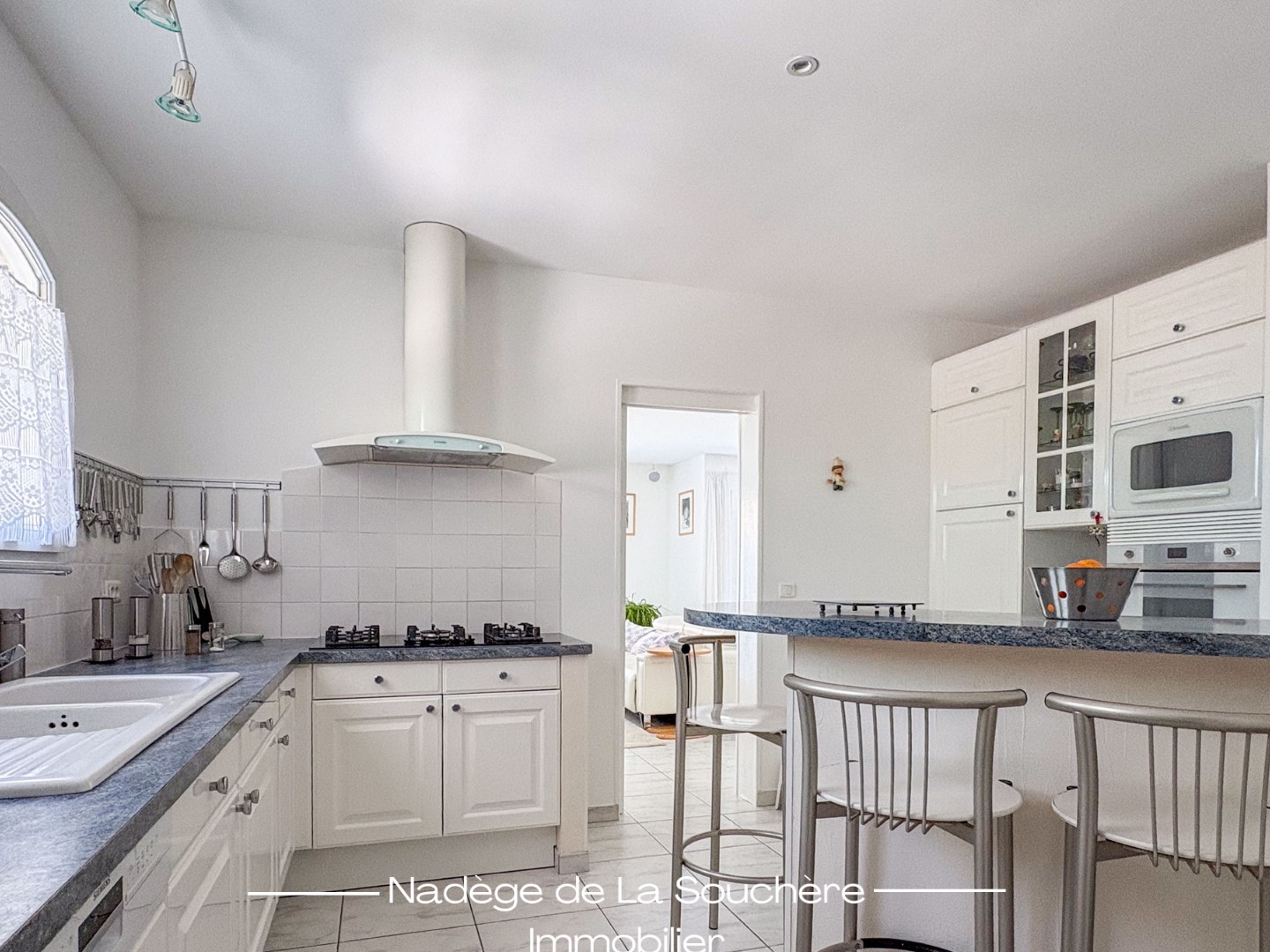 Maison à vendre - 7 pièces - 200m2 - Peynier (13790)