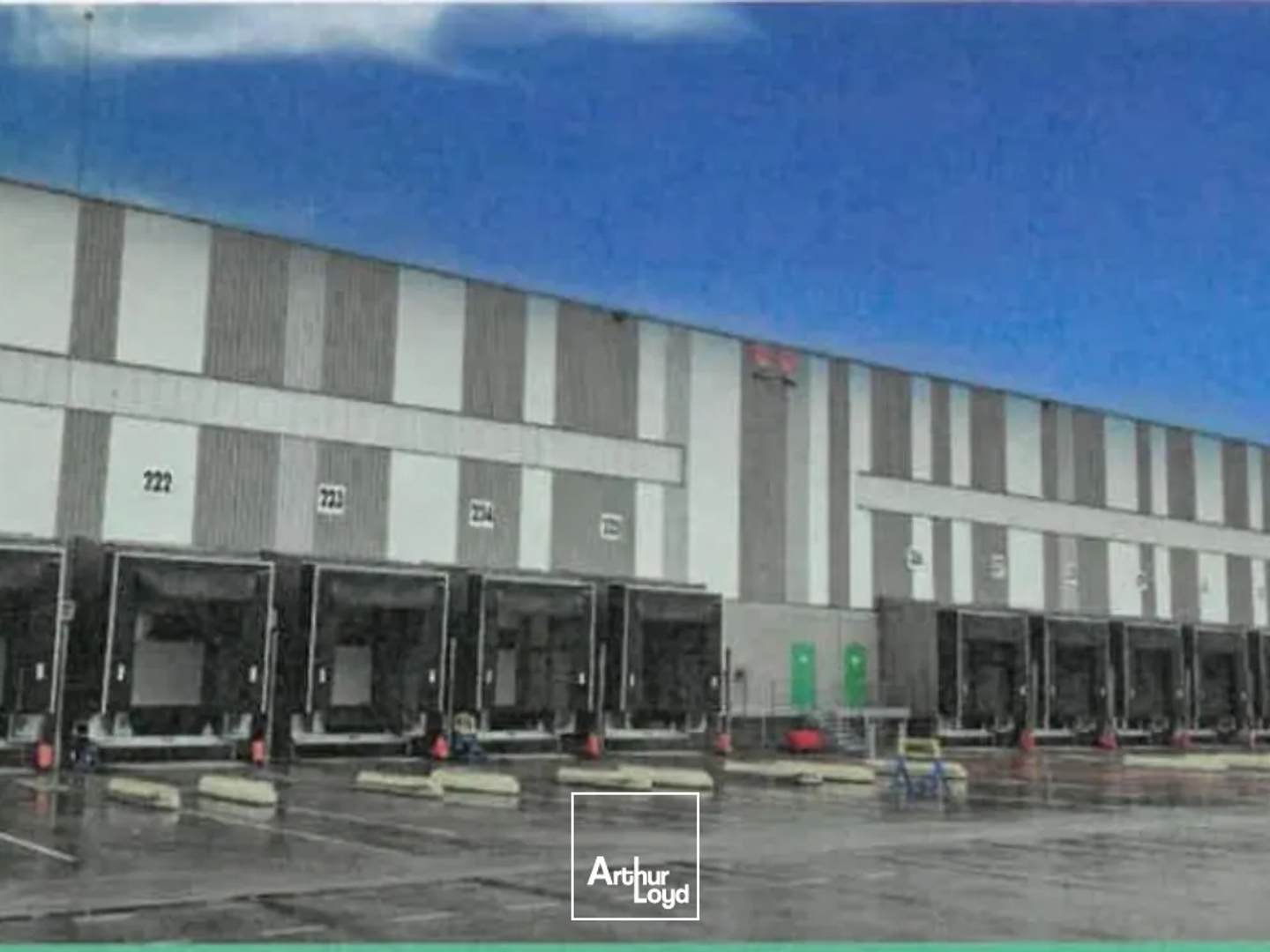 Plateforme logistique récente à louer à Andrézieux-Bouthéon