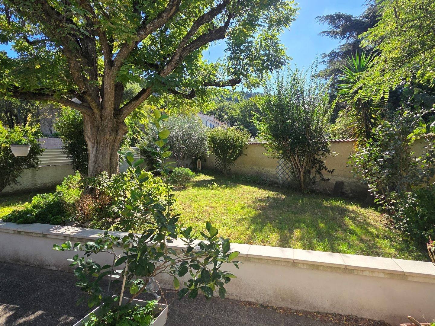 Maison à vendre - 6 pièces - 137m2 - Saint-Paul-Trois-... (26130)