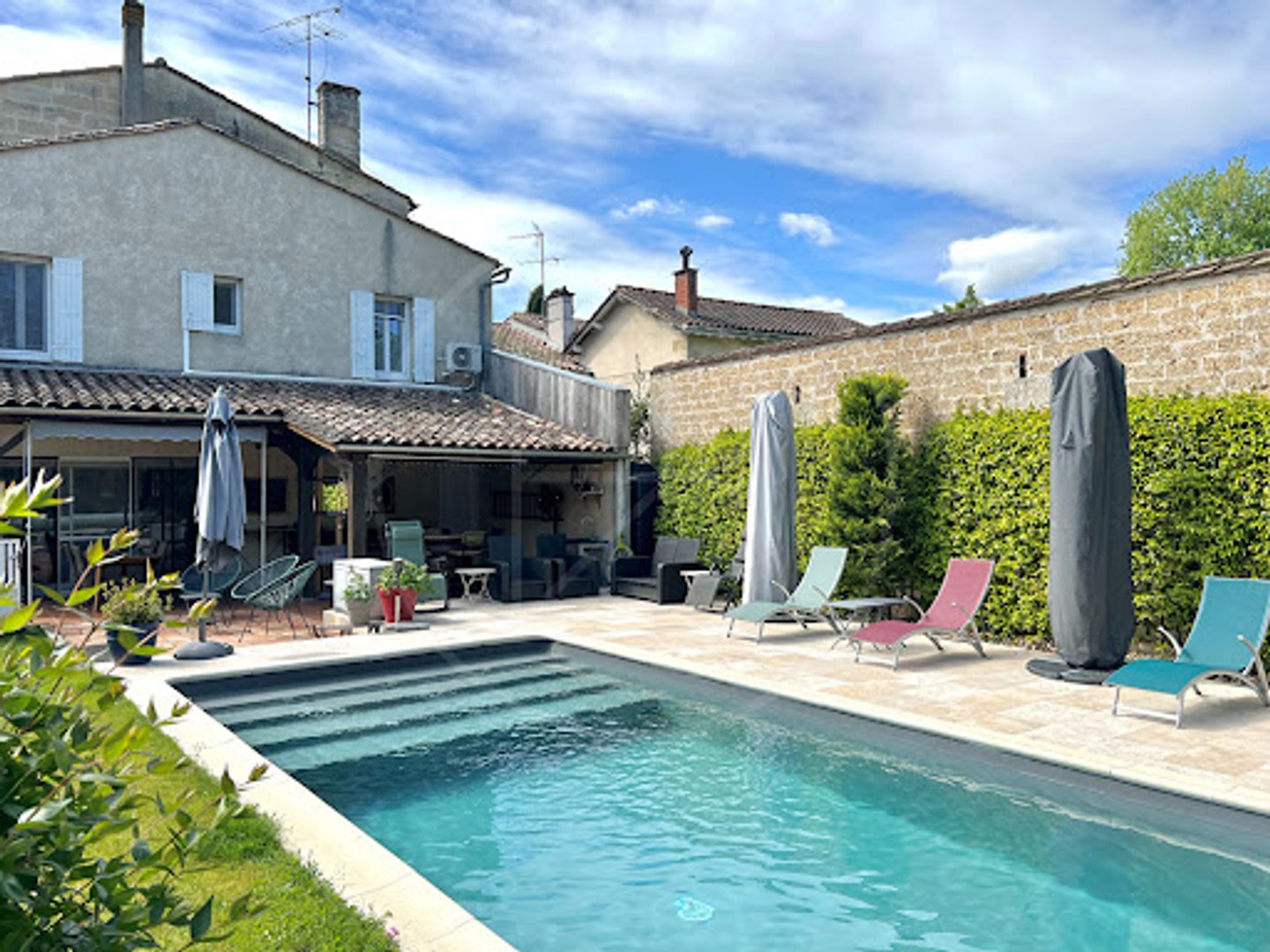 Maison 15 pièces 342 m²