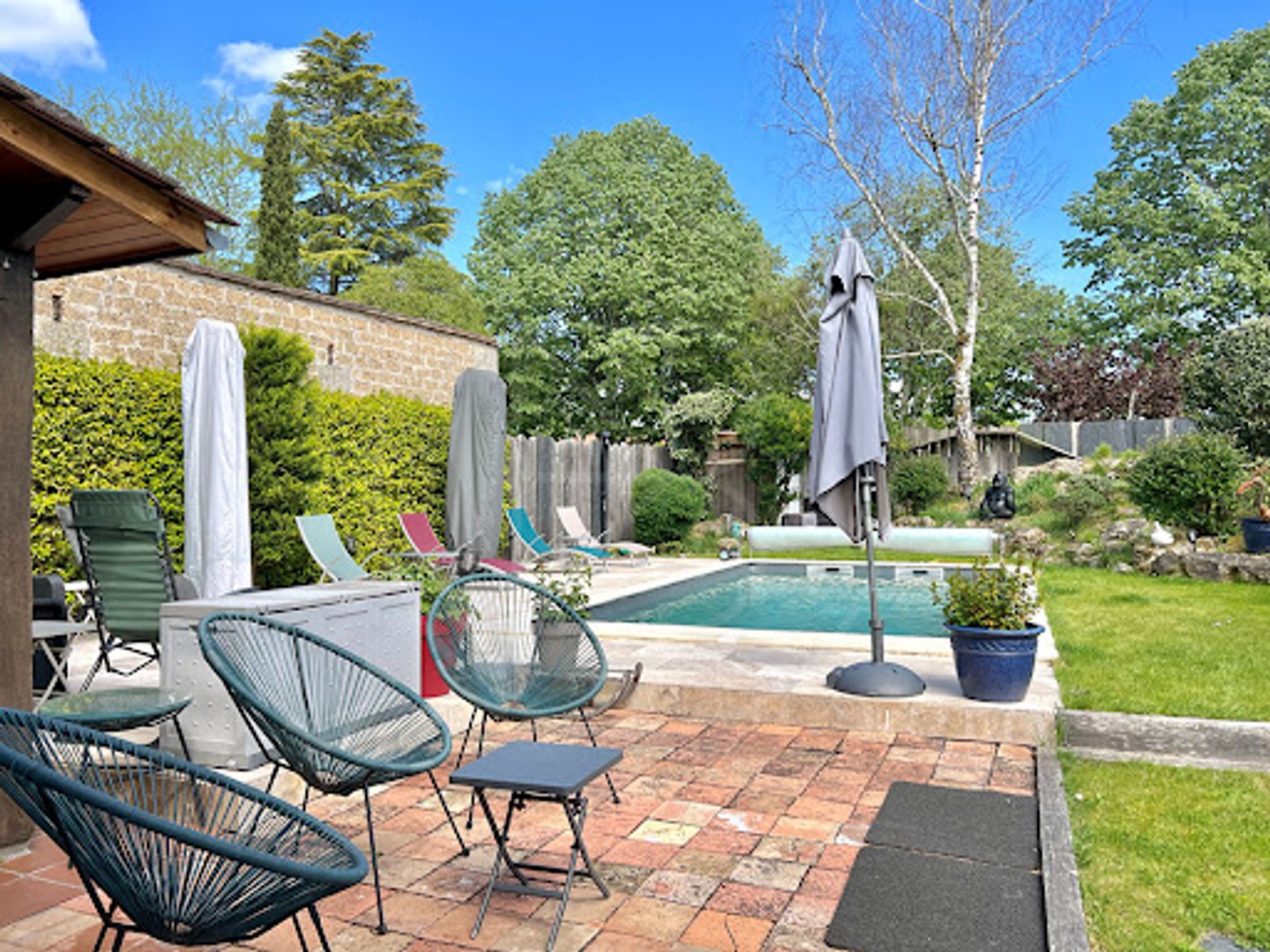 Maison à vendre - 15 pièces - 342m2 - Saint-Seurin-Sur-... (33660)