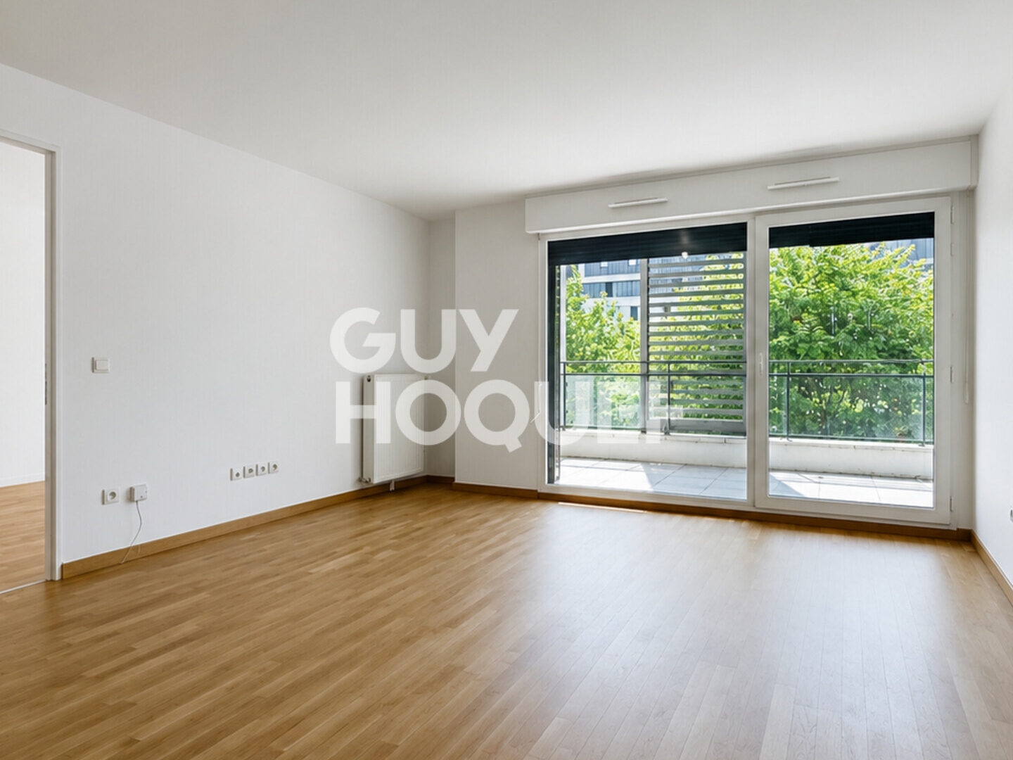 Appartement 3 pièces lumineux de 64 m2 avec doubles balcons, parking et cave - Colombes