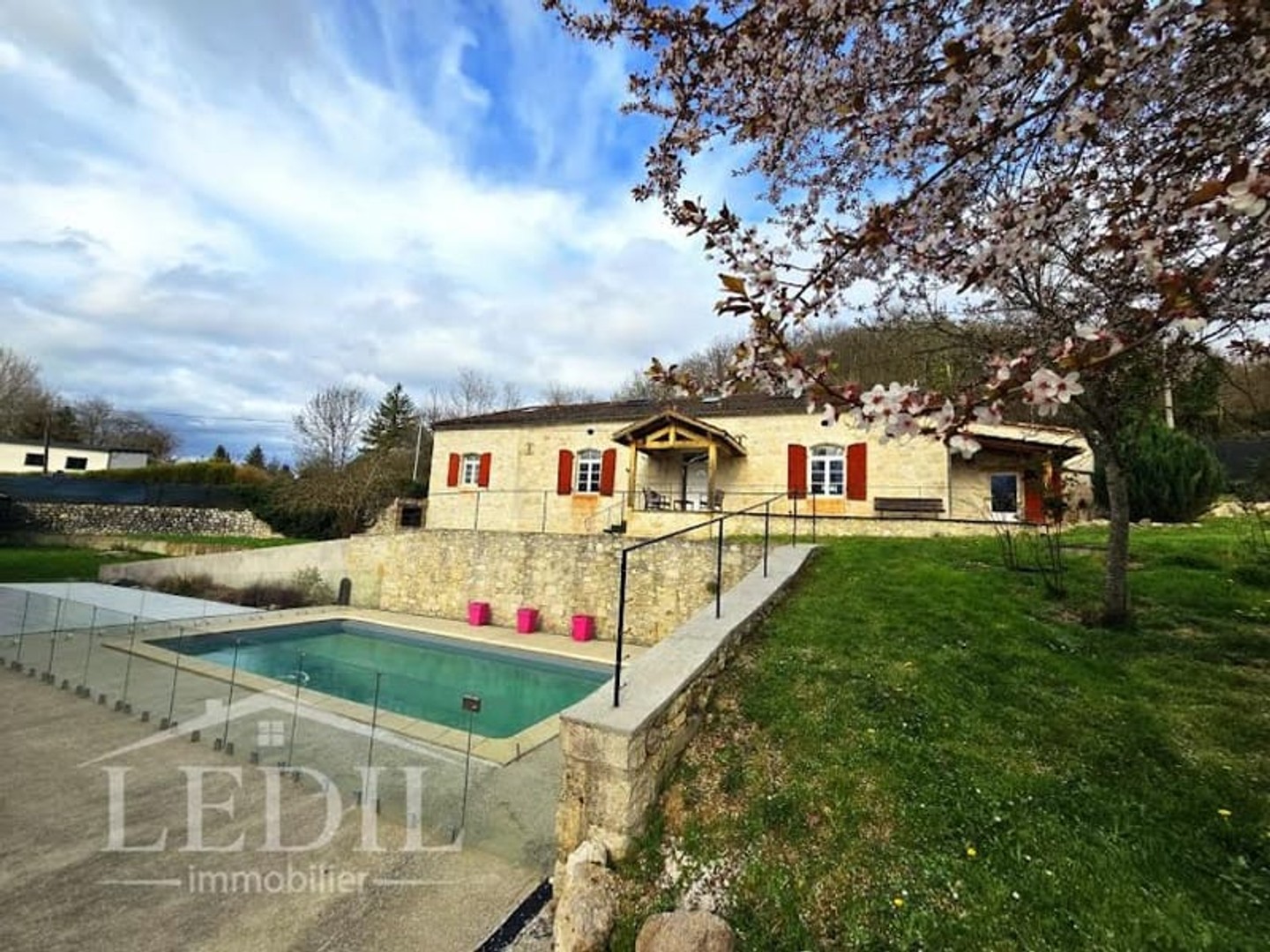 Maison 4 pièces 142 m²