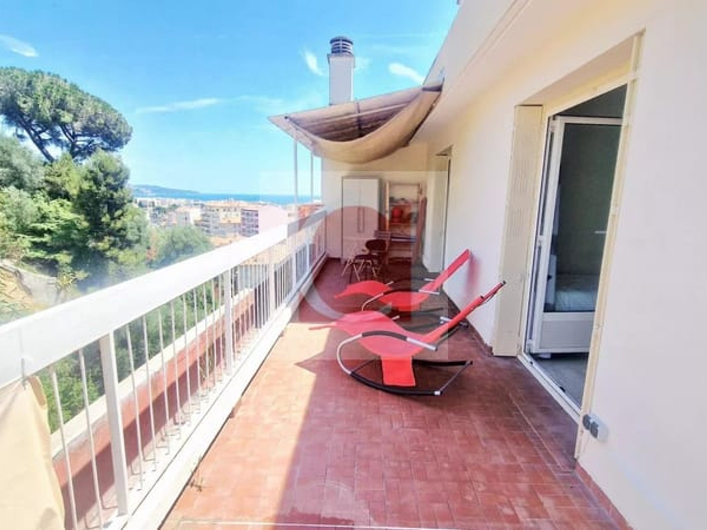 NICE MAGNAN : RARE ! BEAU 4 P DERNIER ETAGE 2 GRANDES TERRASSES,