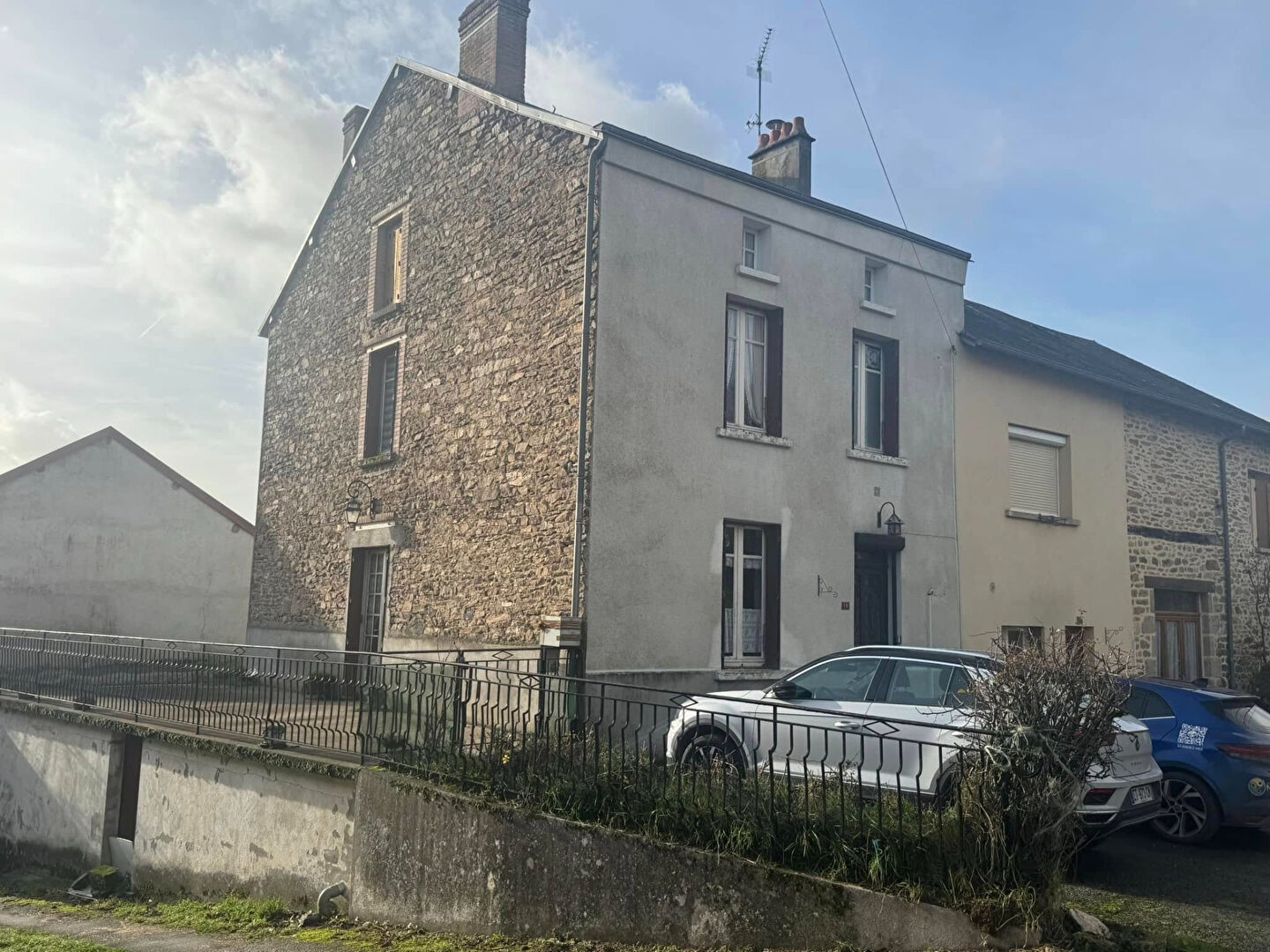 Maison à vendre - 5 pièces - 103m2 - Bessines-Sur-Gart... (87250)