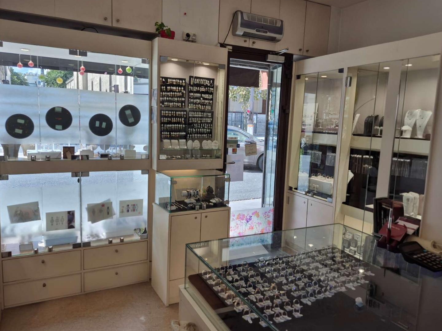 Magasin à vendre - 1 pièce - Paris 15e (75015)