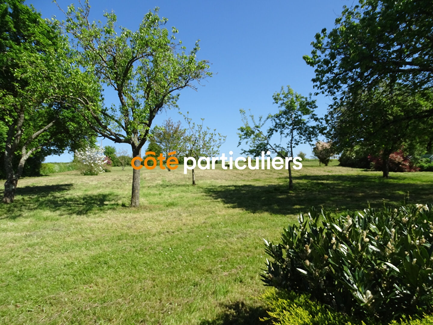 Maison à vendre - 2 pièces - 70m2 - Saint-Christophe-... (36400)