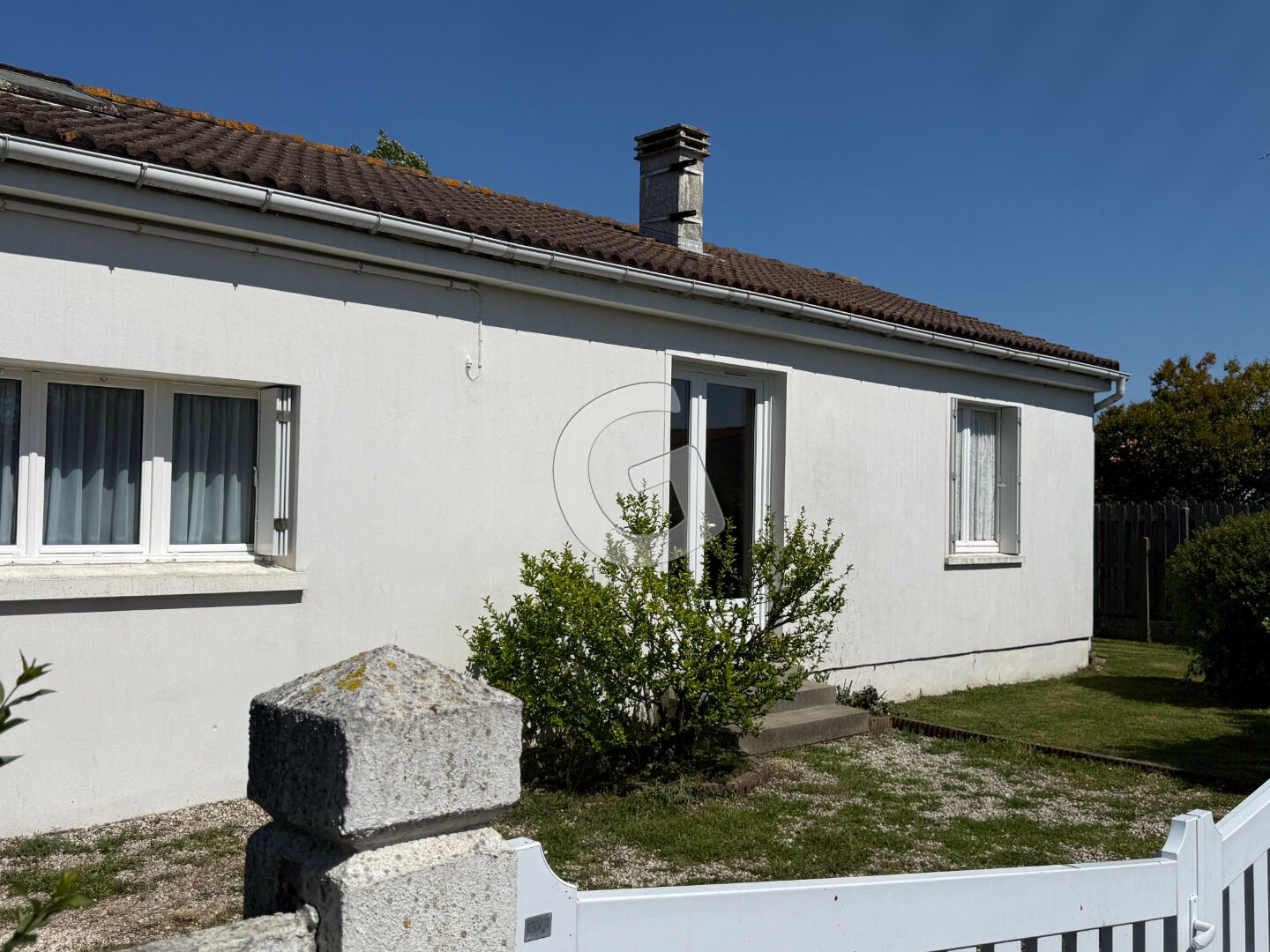 MAISON 4 PIECES 74M² A VENDRE GRUES