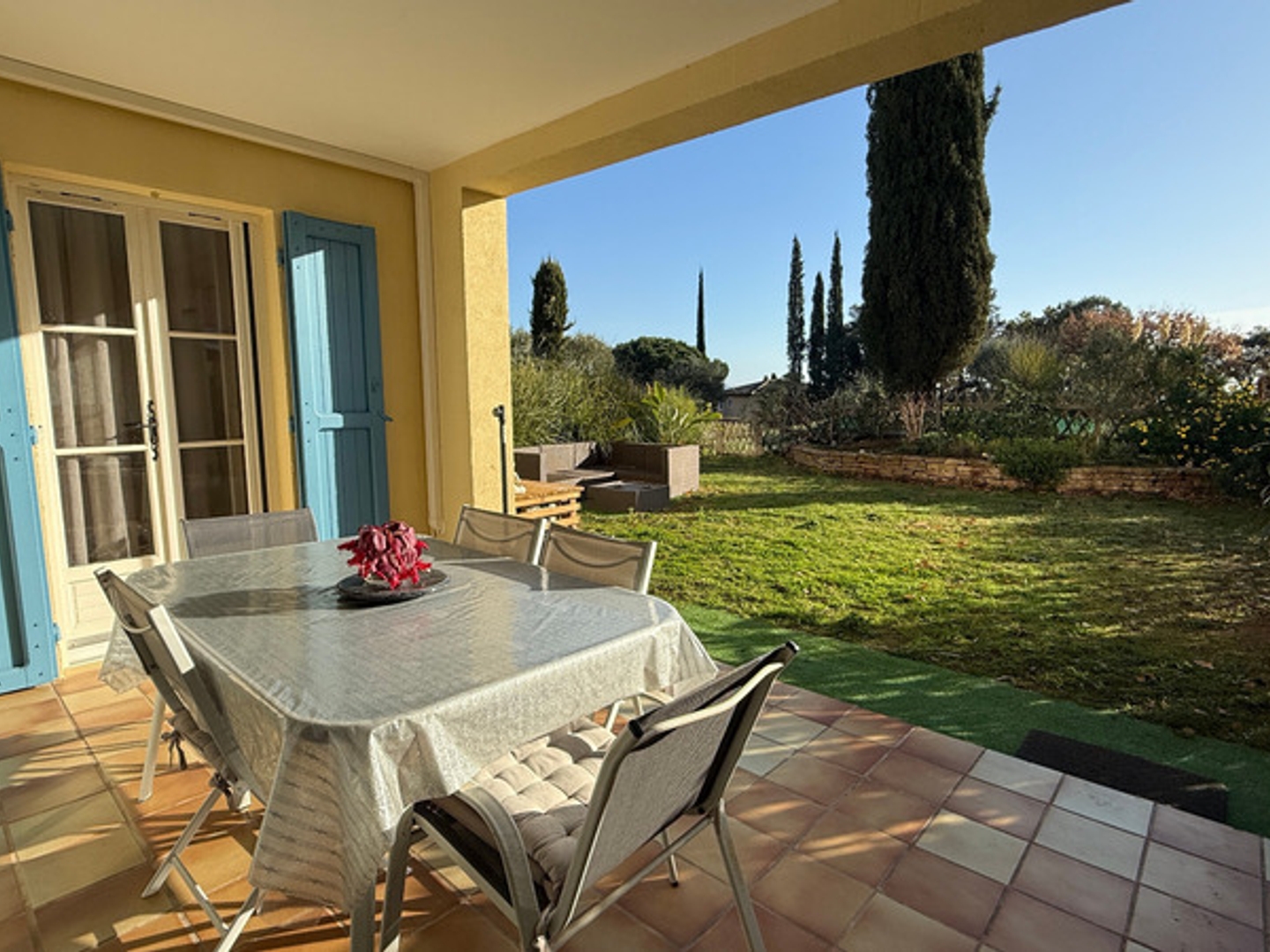 Appartement à vendre - 2 pièces - 44m2 - Roquebrune-Sur-Ar... (83520)