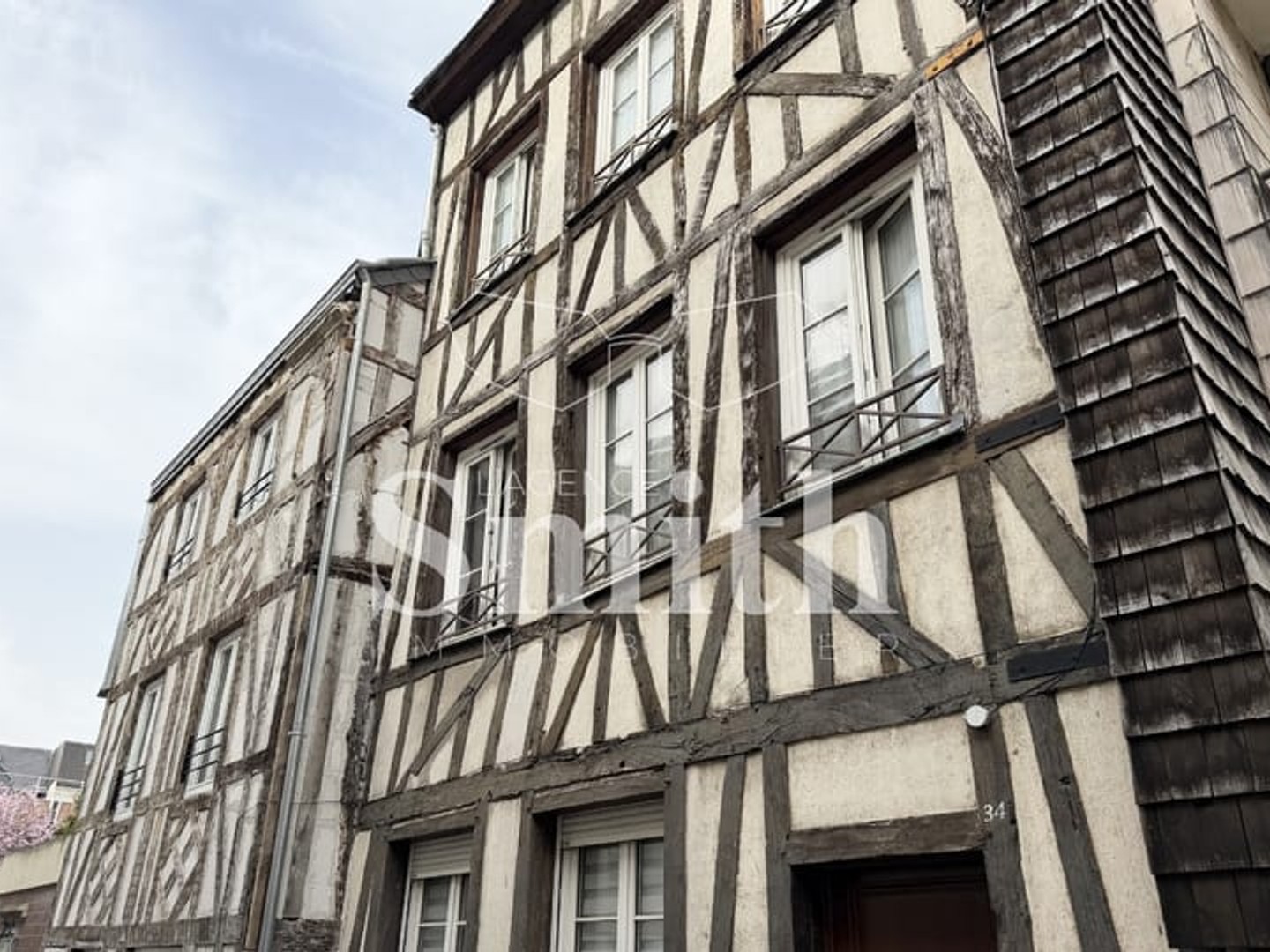 EXCLUSIVITÉ SMITH: MAISON A COLOMBAGES PROCHE GARE