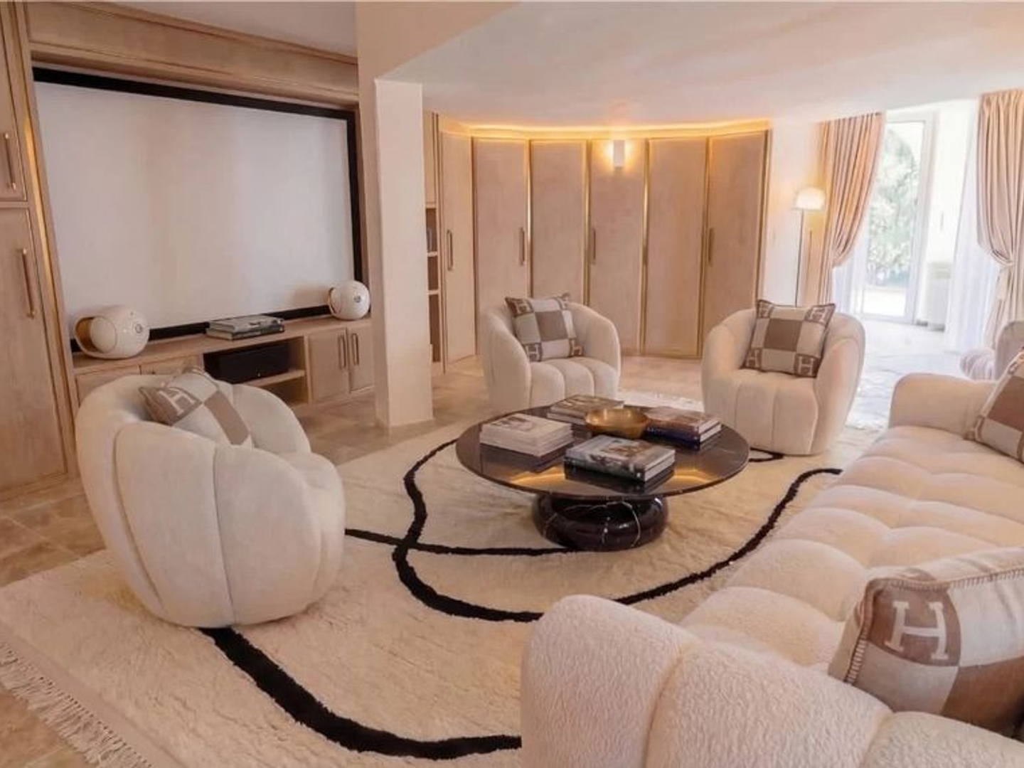 Maison à vendre - 13 pièces - 540m2 - Mougins (06250)
