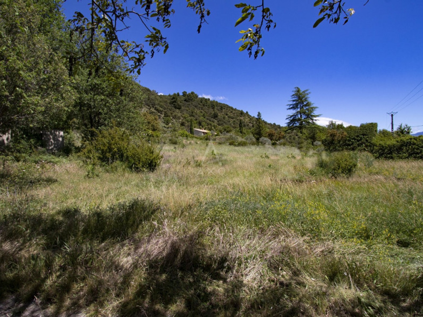 Terrain constructible 925 m²
