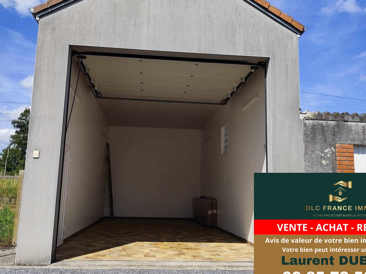 Parking / garage / box à vendre - 40m2 - Jolimetz (59530)