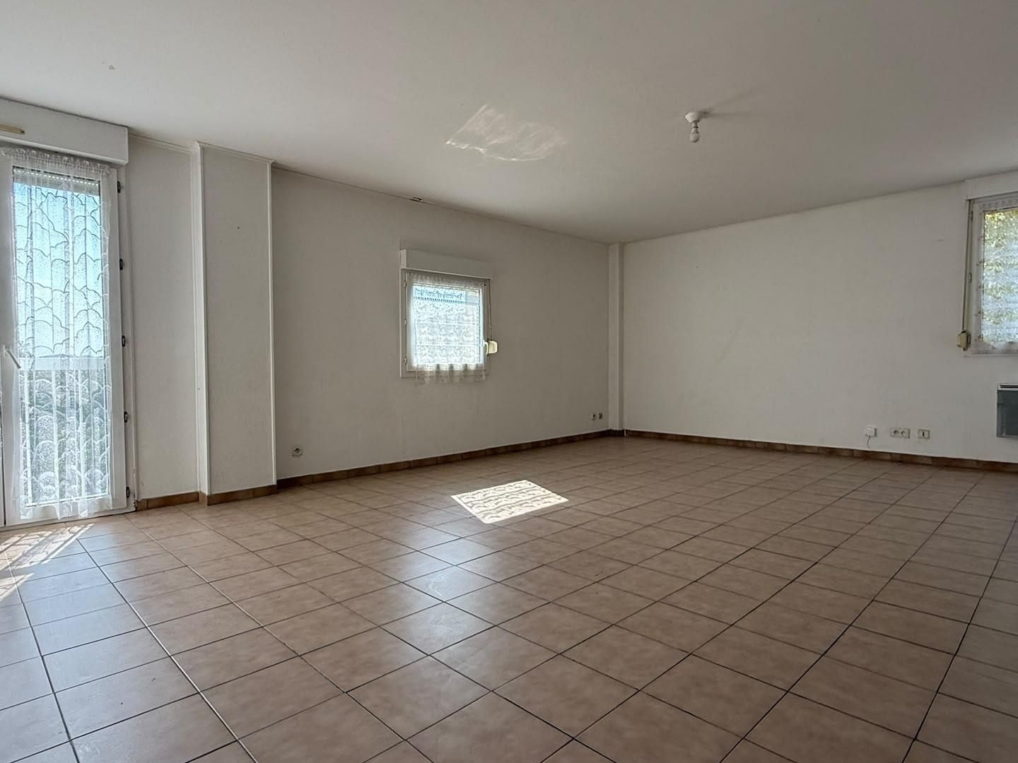 Appartement à vendre - 4 pièces - 108m2 - Gennes (25660)