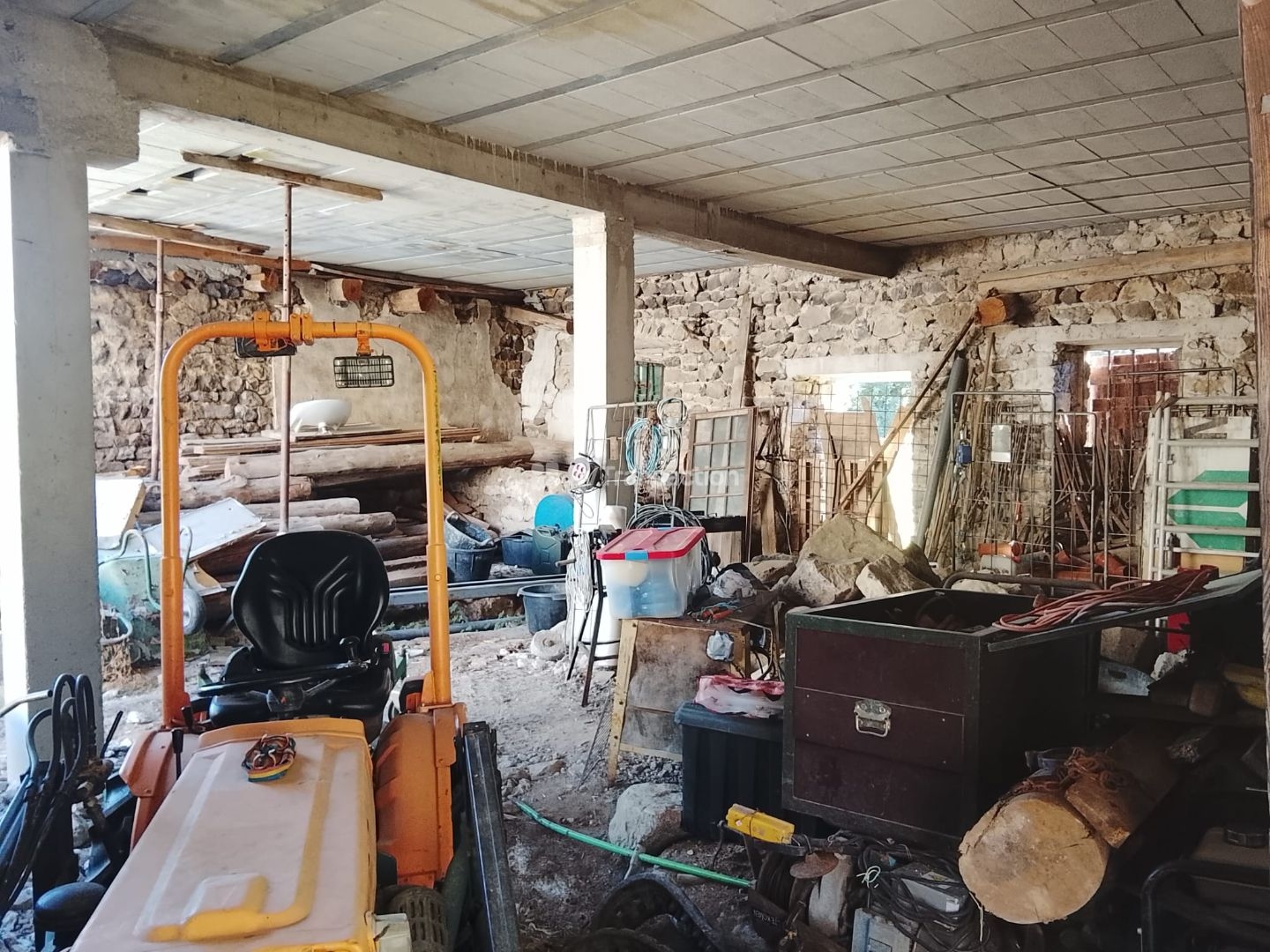 Maison à vendre - 1 pièce - 1m2 - La Théoule (43490)