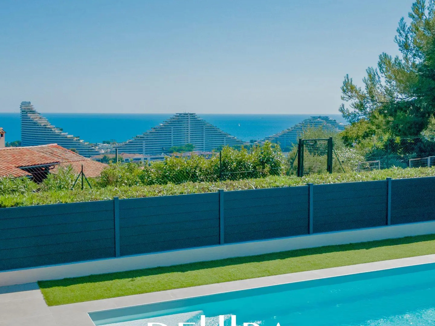 Superbe Villa avec piscine et vue mer - Domaine Les Hauts de Vaugrenier - Villeneuve-Loubet - Dehiba Immobilier