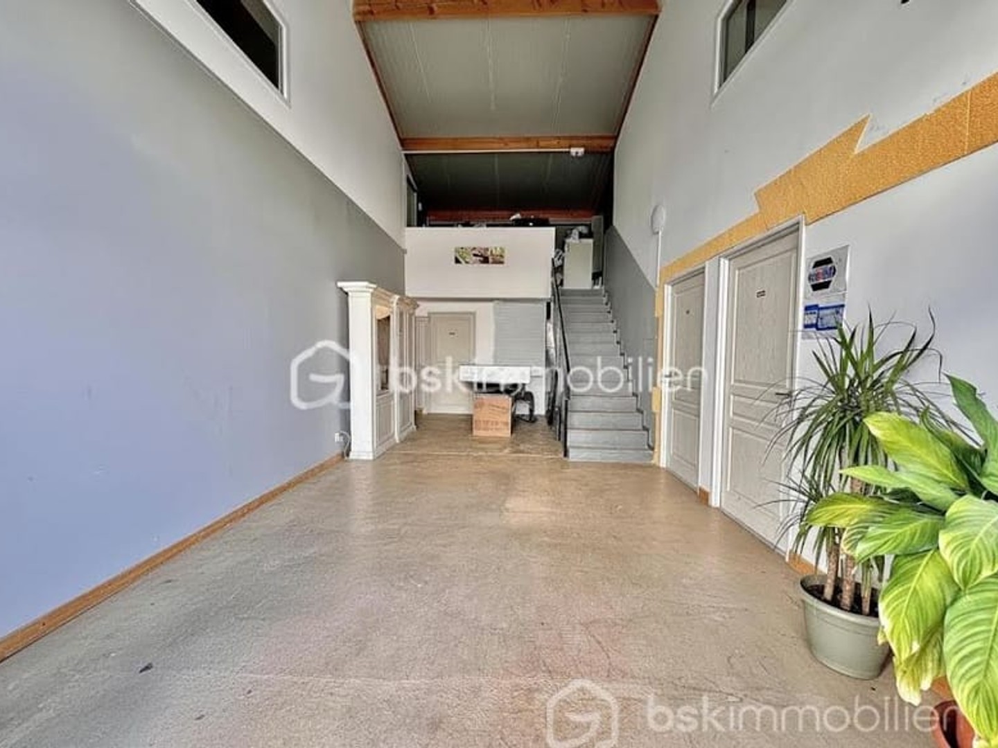 Maison 1 pièce 280 m²