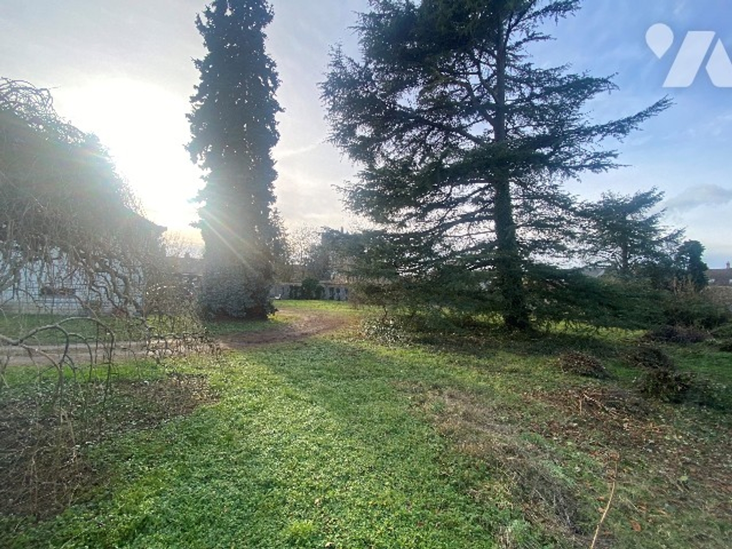 Terrain à bâtir situé à CLERY SAINT ANDRE - Rue de la Gare