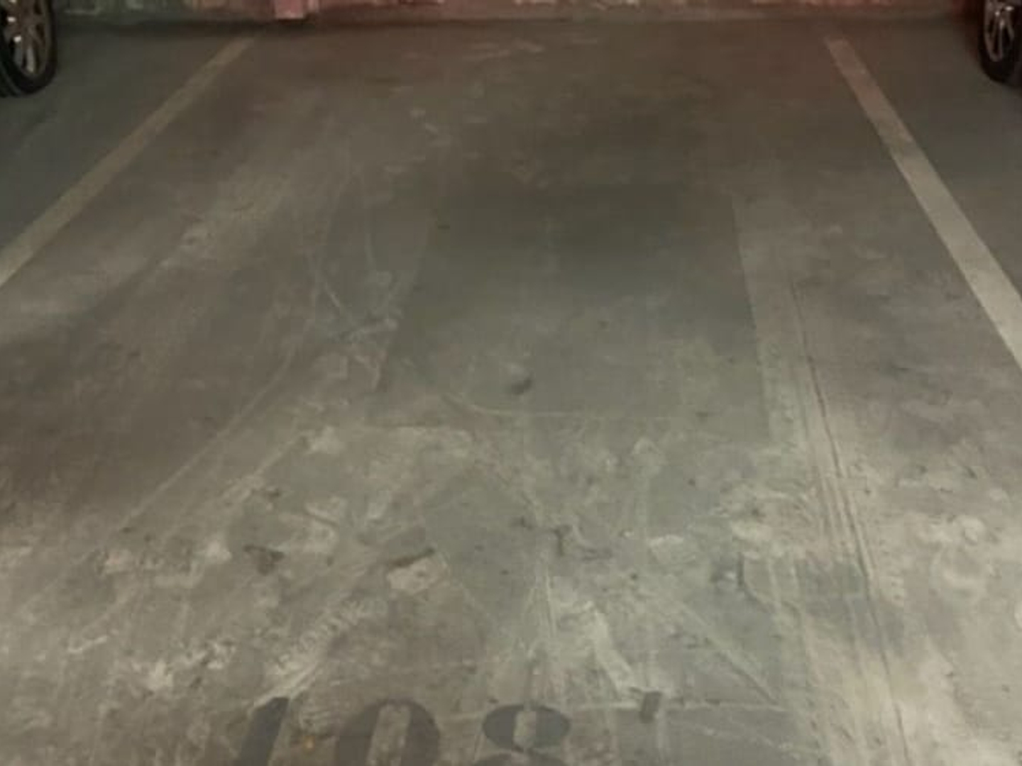 Parking / garage / box à vendre - 14m2 - Saint-Maur-Des-Fo... (94100)