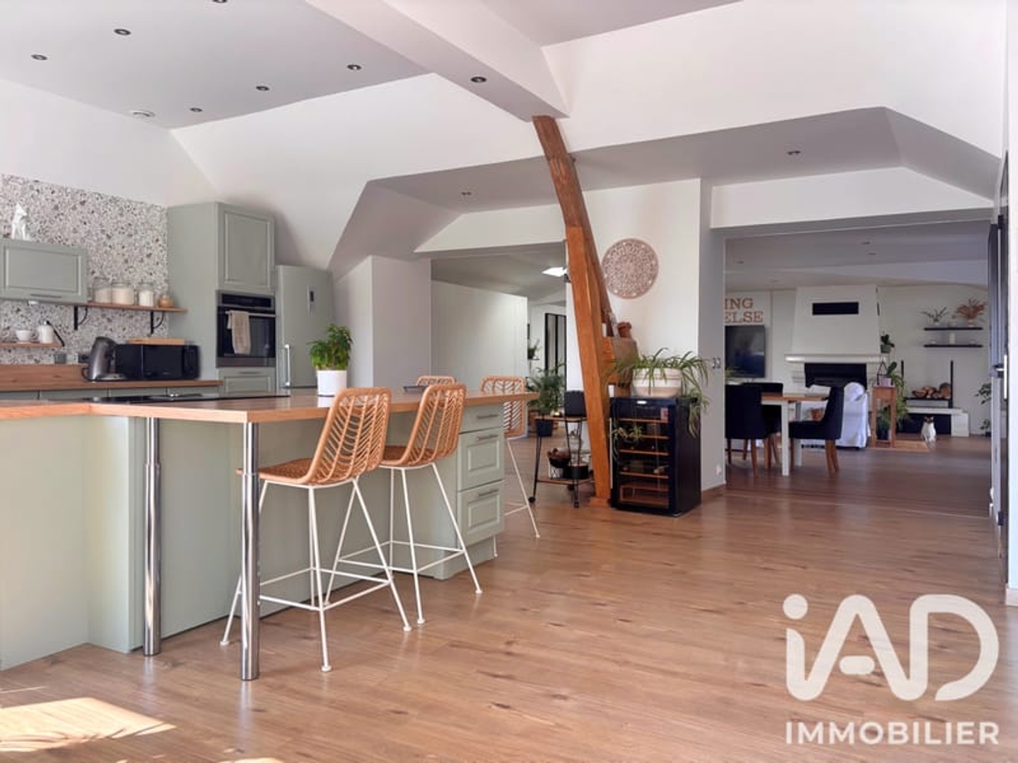 Maison à vendre - 8 pièces - 296m2 - Chevrières (60710)