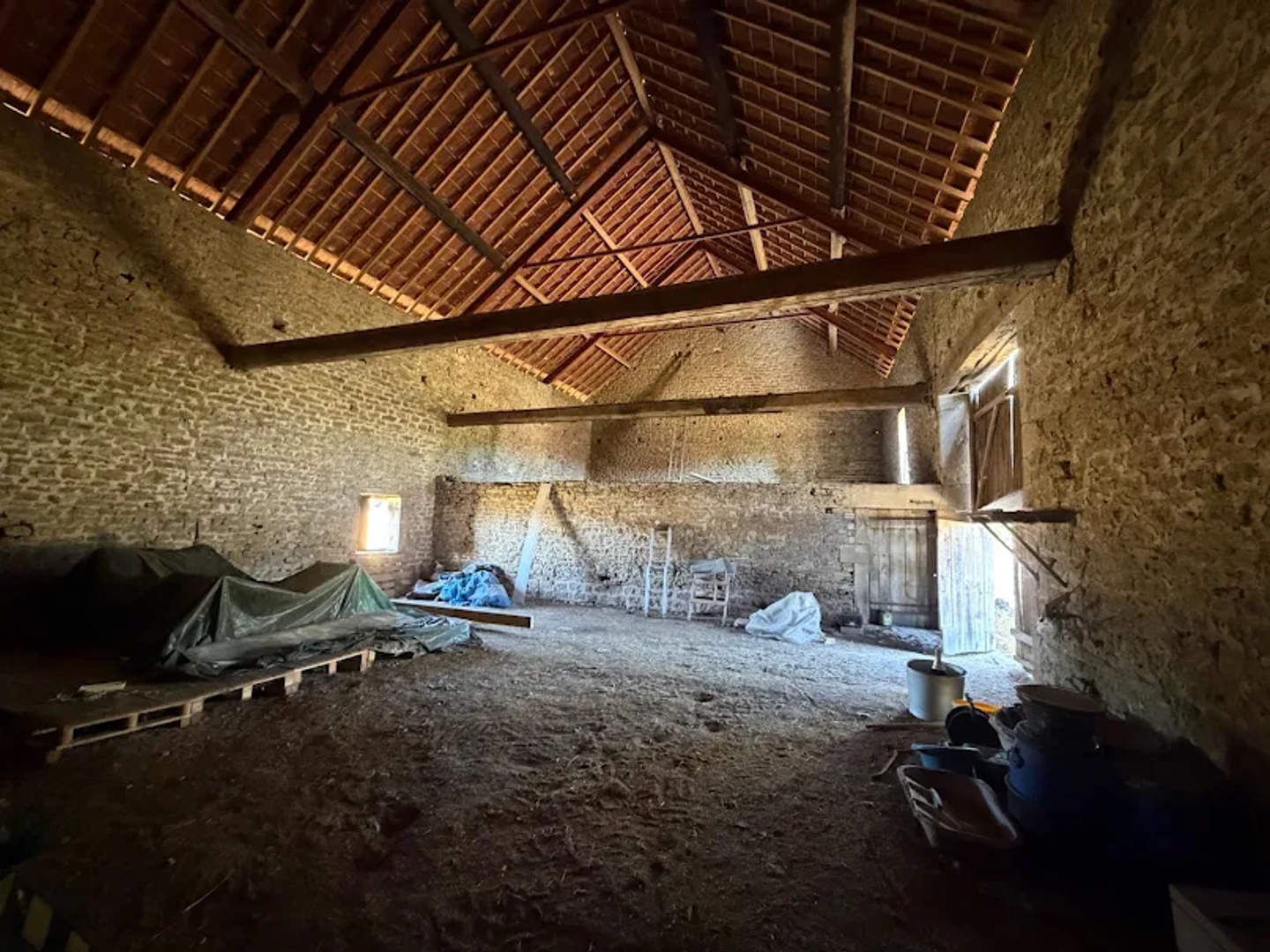 Maison 1 pièce 307 m²