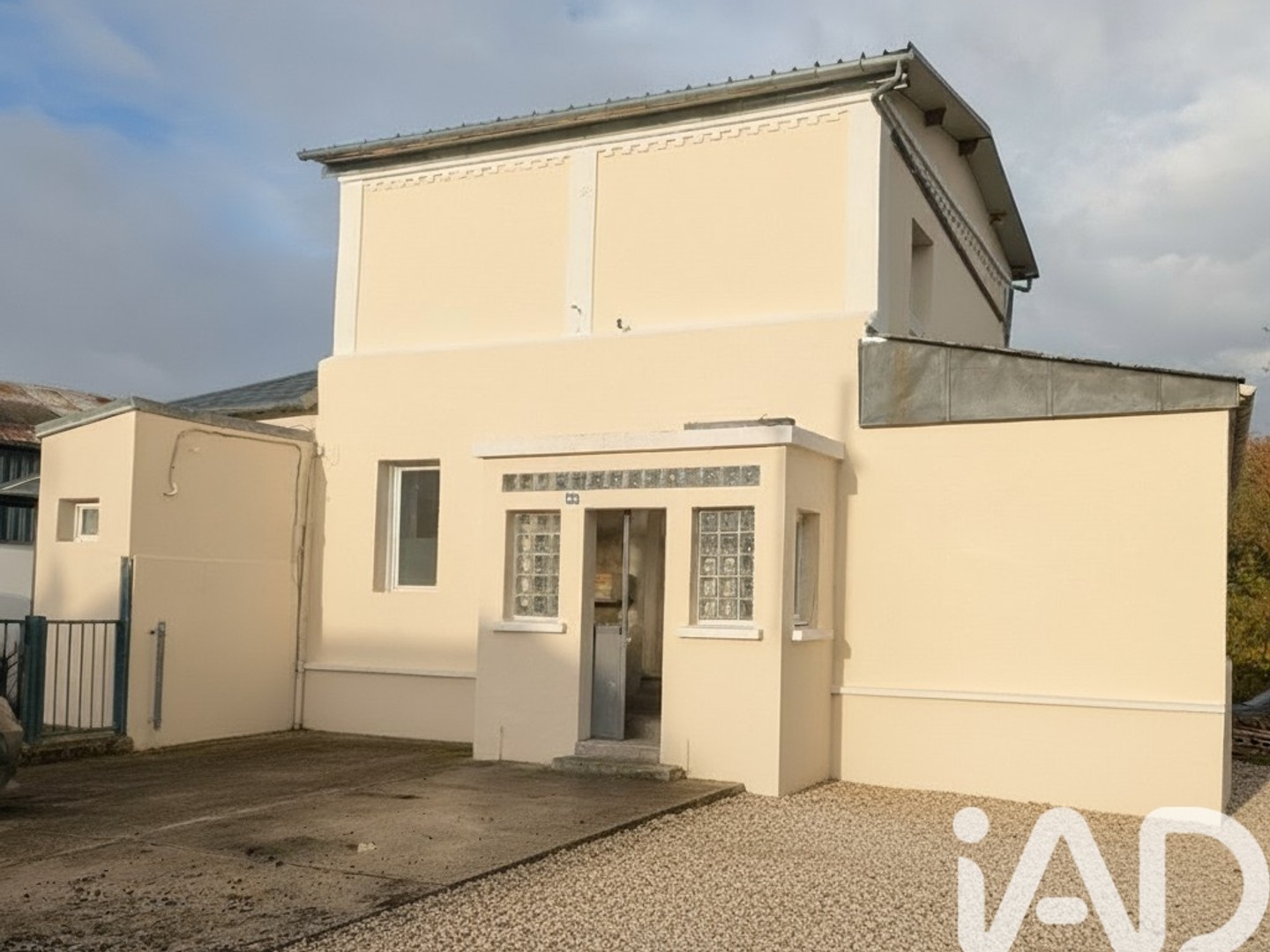Maison avec appartements 113 m²