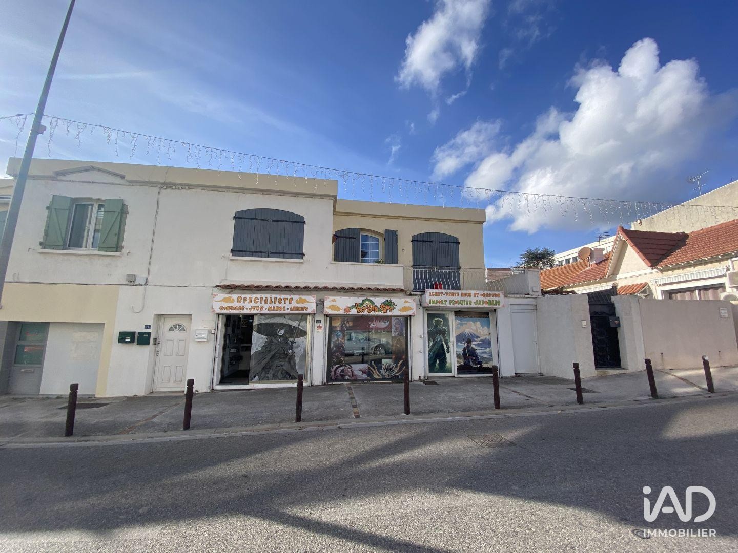 Immeuble commercial 78 m²